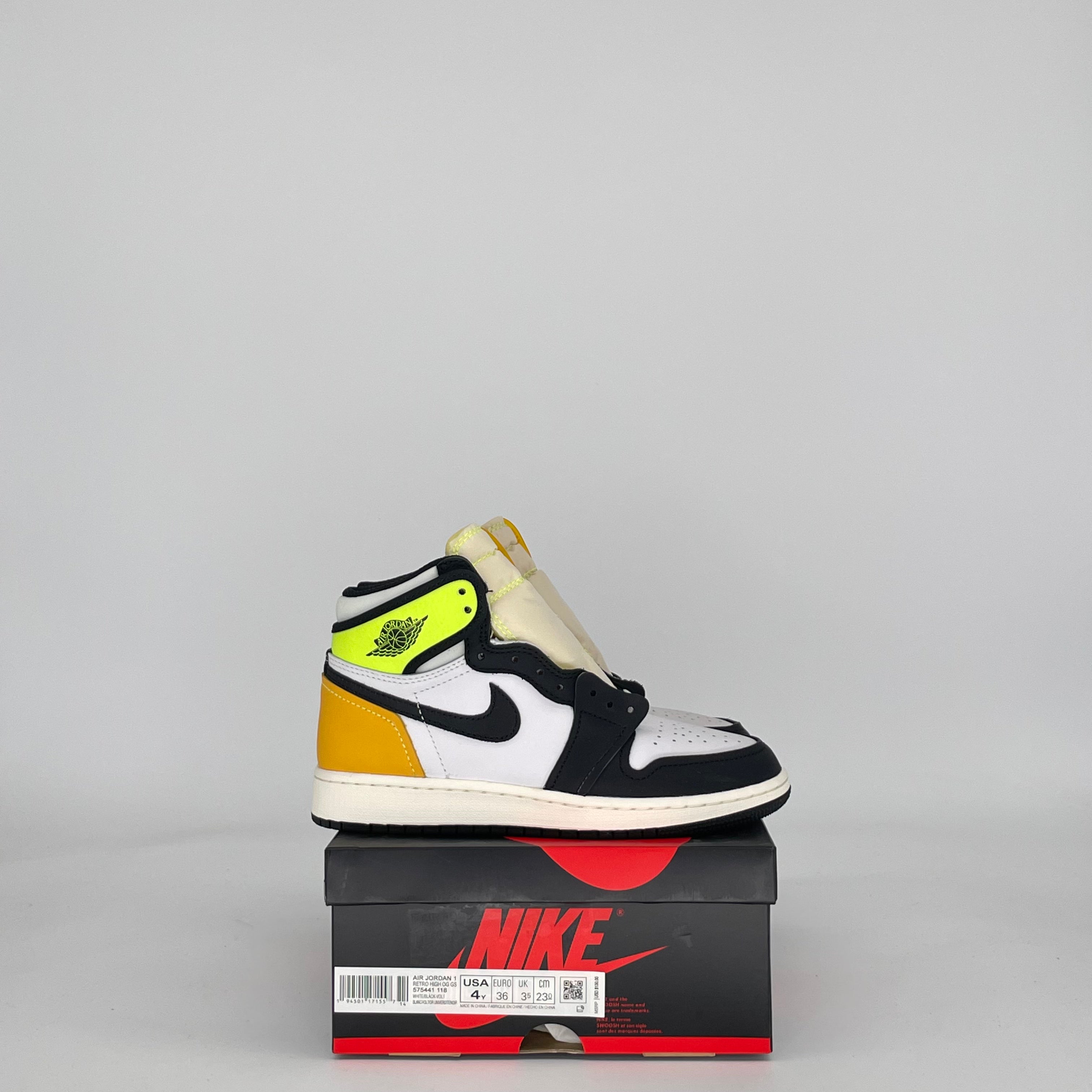 AIR JORDAN 1 WHITE BLACK VOLT UNIVERSITY GOLD 575441-118 SIZE 4/5.5W GS