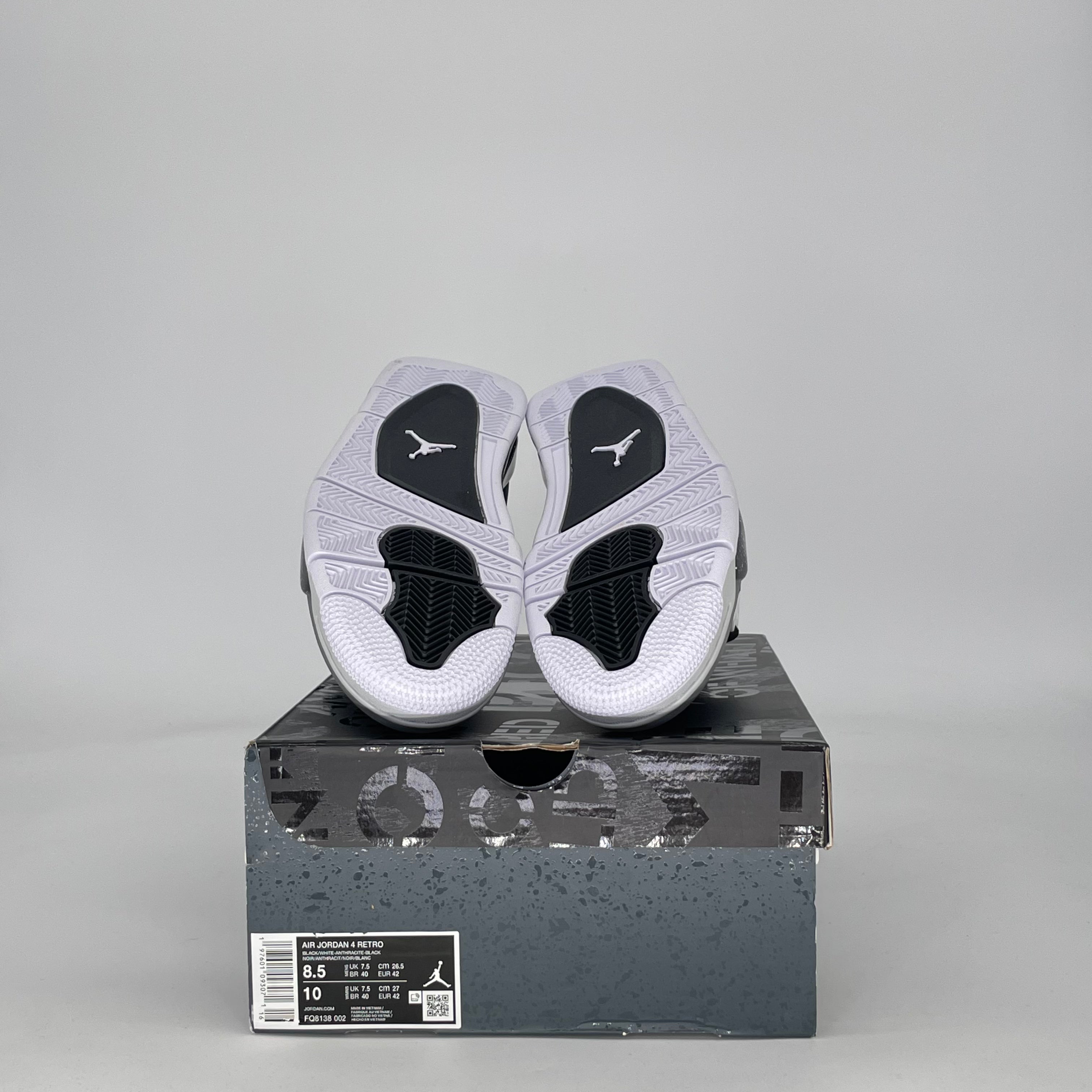 AIR JORDAN 4 FEAR FQ8138-002 SIZE 8.5/10W