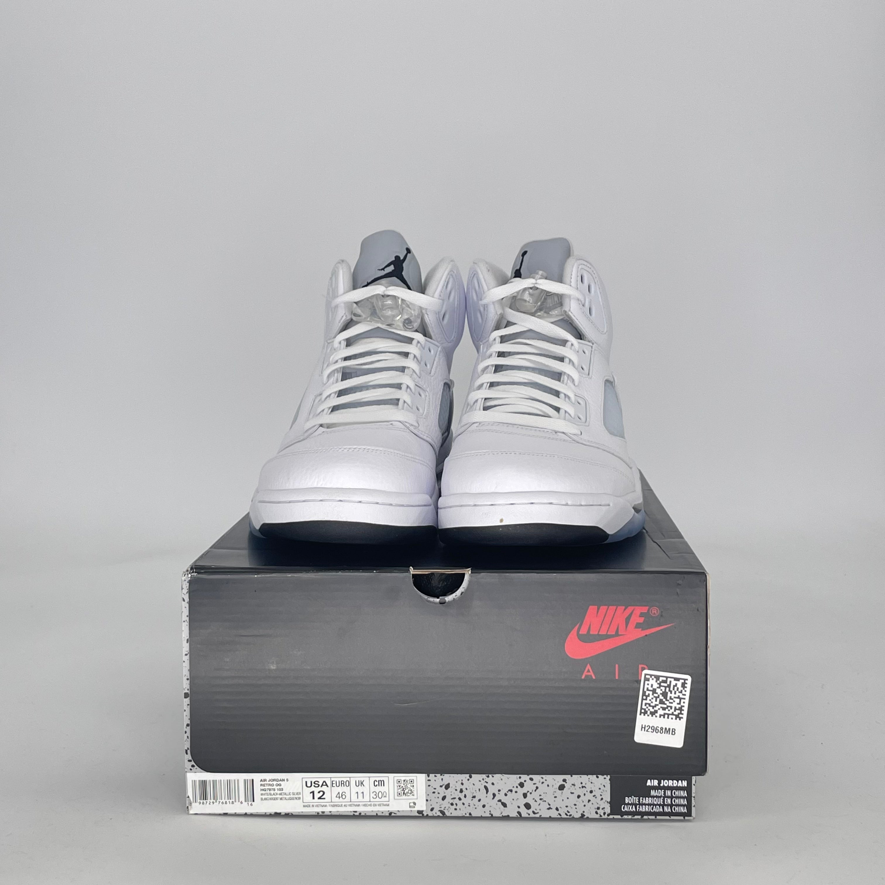 AIR JORDAN 5 WHITE METALLIC HQ7978-103 SIZE 12/13.5W
