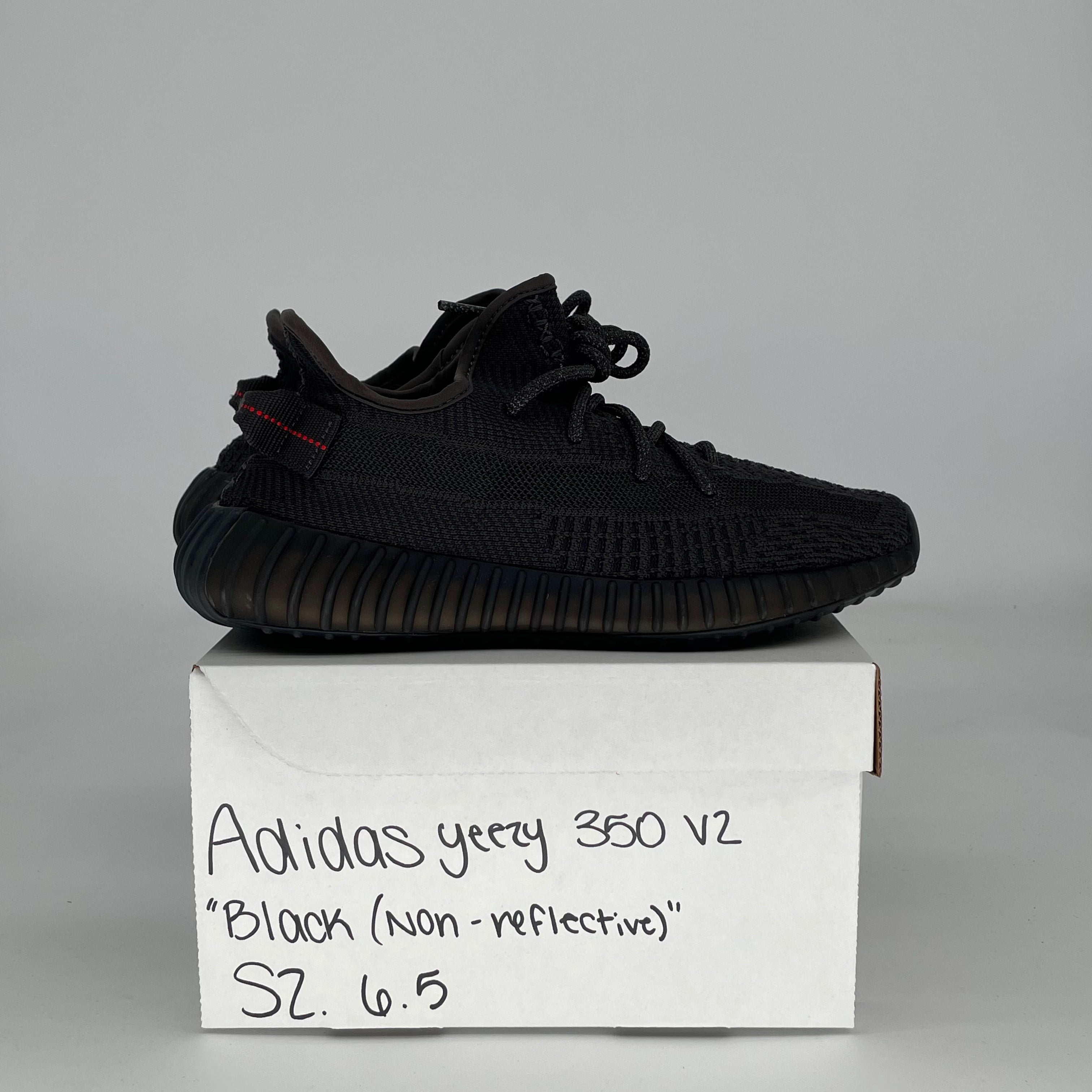 ADIDAS YEEZY 350 V2 BLACK (NON-REFLECTIVE) FU9006 SIZE 6.5/8W