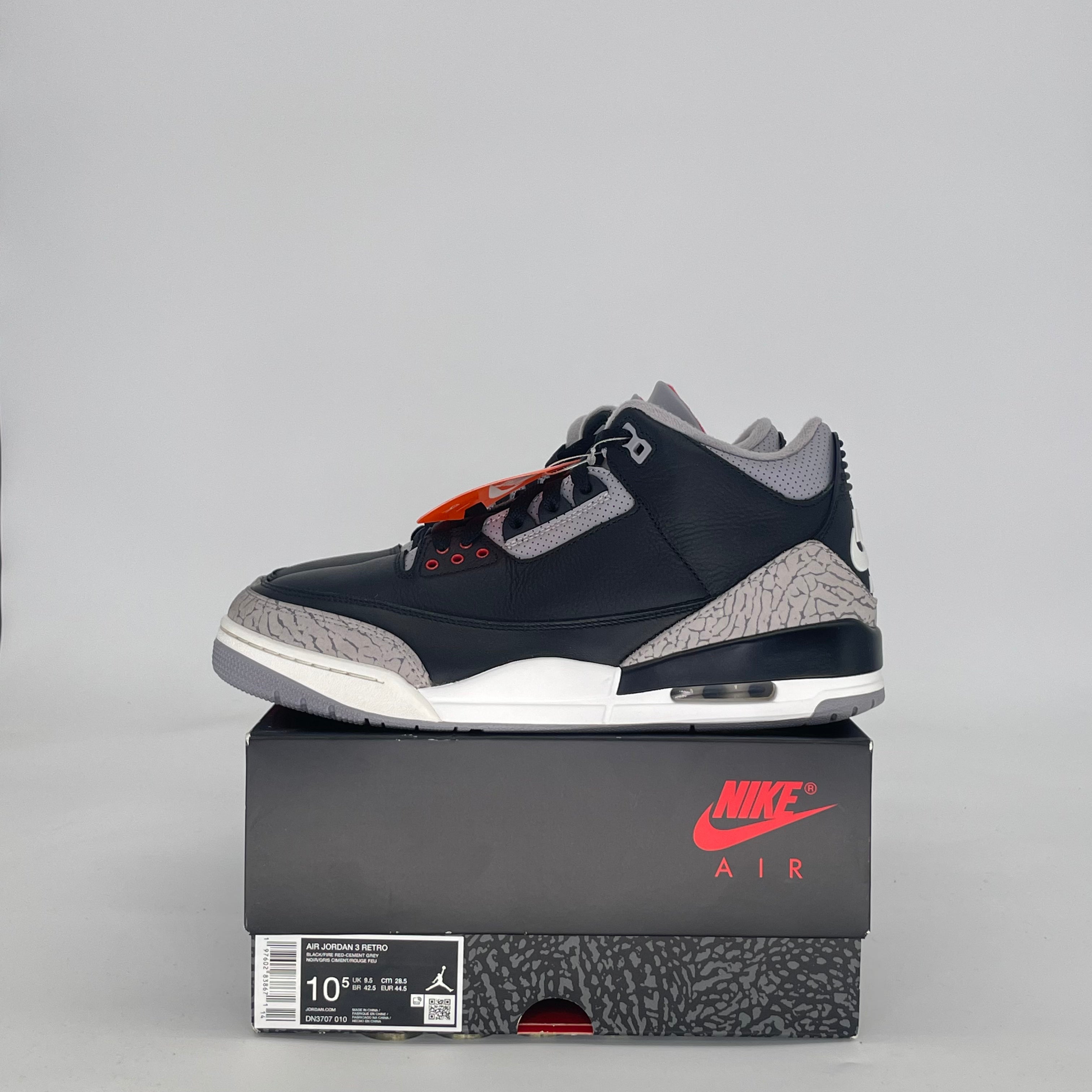 AIR JORDAN 3 BLACK CEMENT DN3707-010 SIZE 10.5/12W