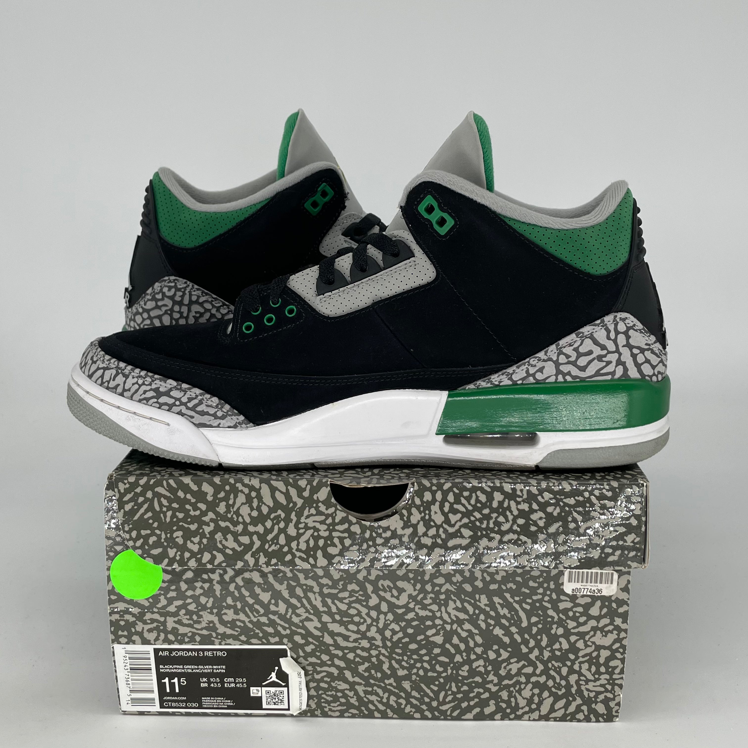 AIR JORDAN 3 PINE GREEN SIZE 11.5/13W CT8532-030