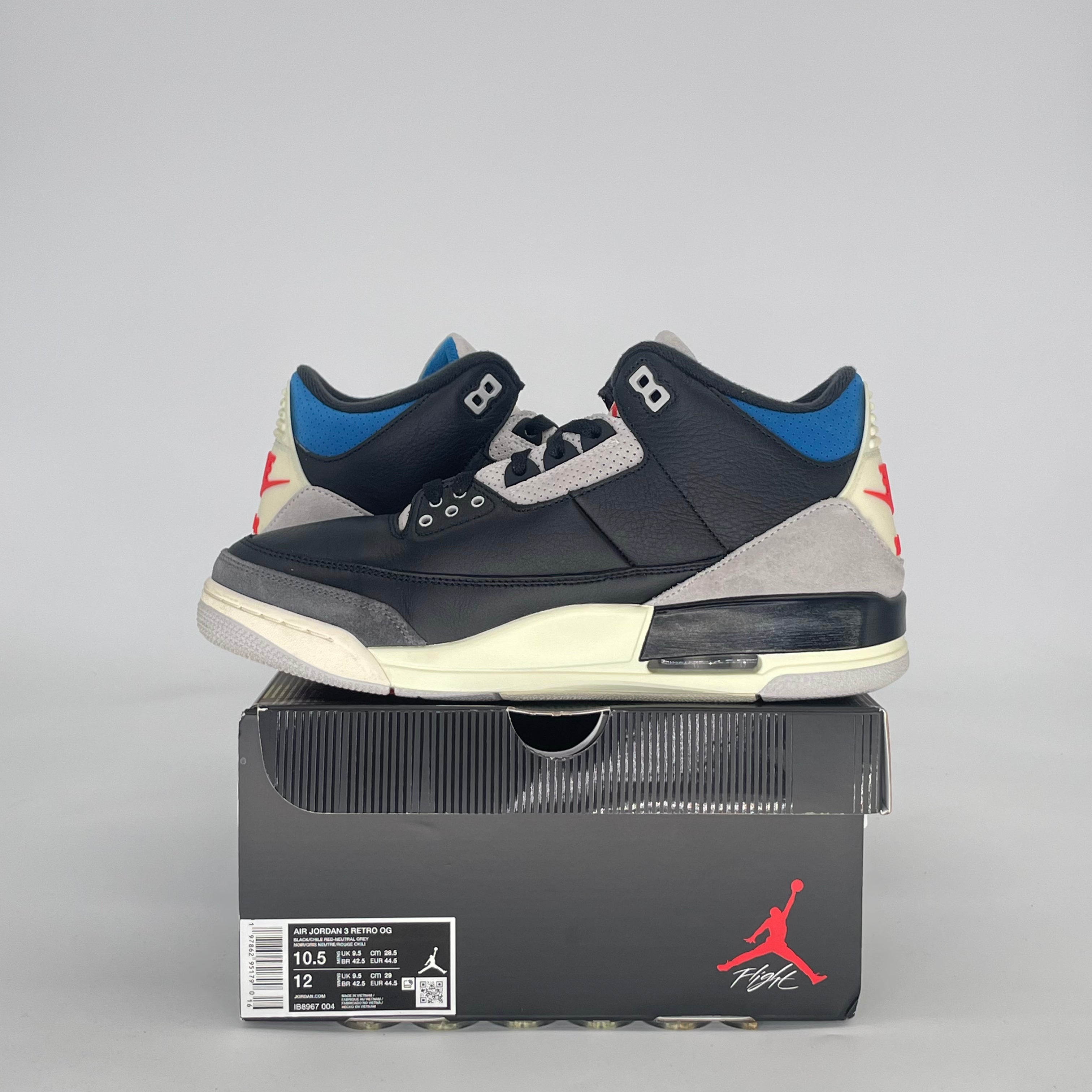 AIR JORDAN 3 RARE AIR IB8967-004 SIZE 10.5/12W