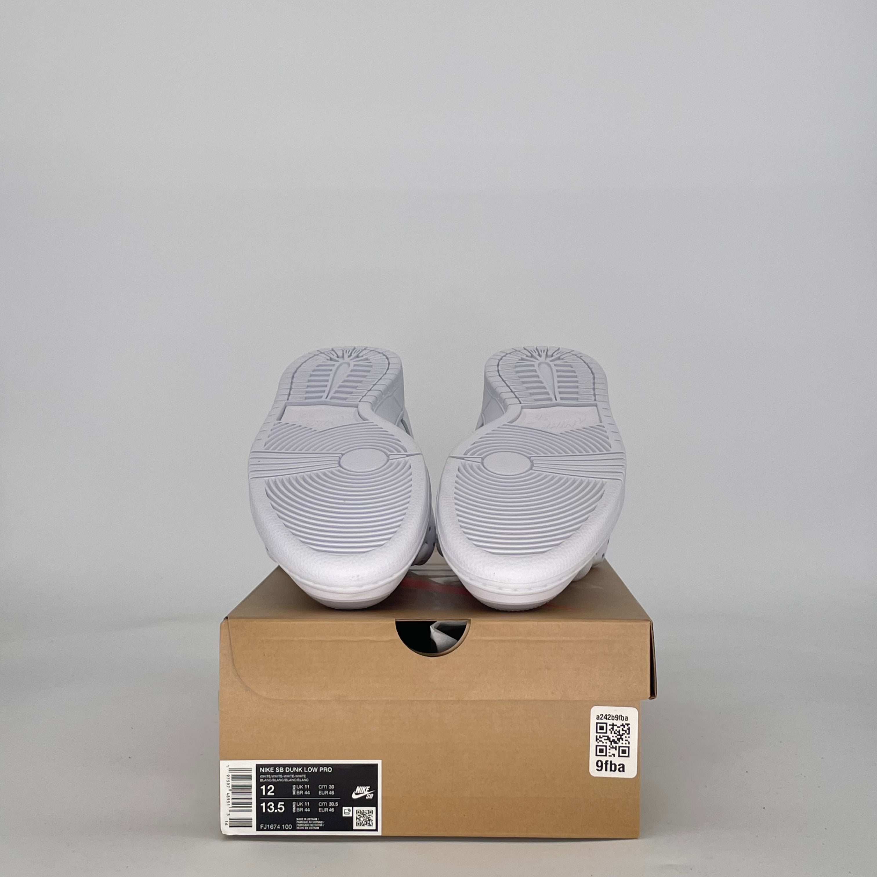 NIKE SB DUNK LOW PRO TRIPLE WHITE FJ1674-100 SIZE 12/13.5W
