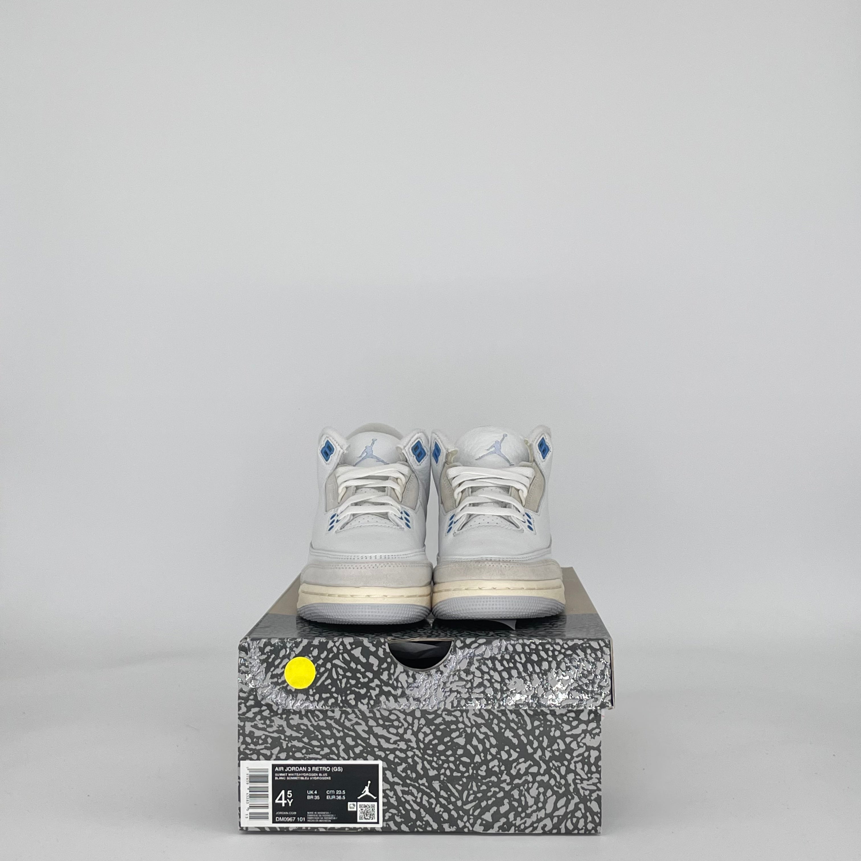 AIR JORDAN 3 LUCKY SHORTS DM0967-101 SIZE 4.5/6W GS