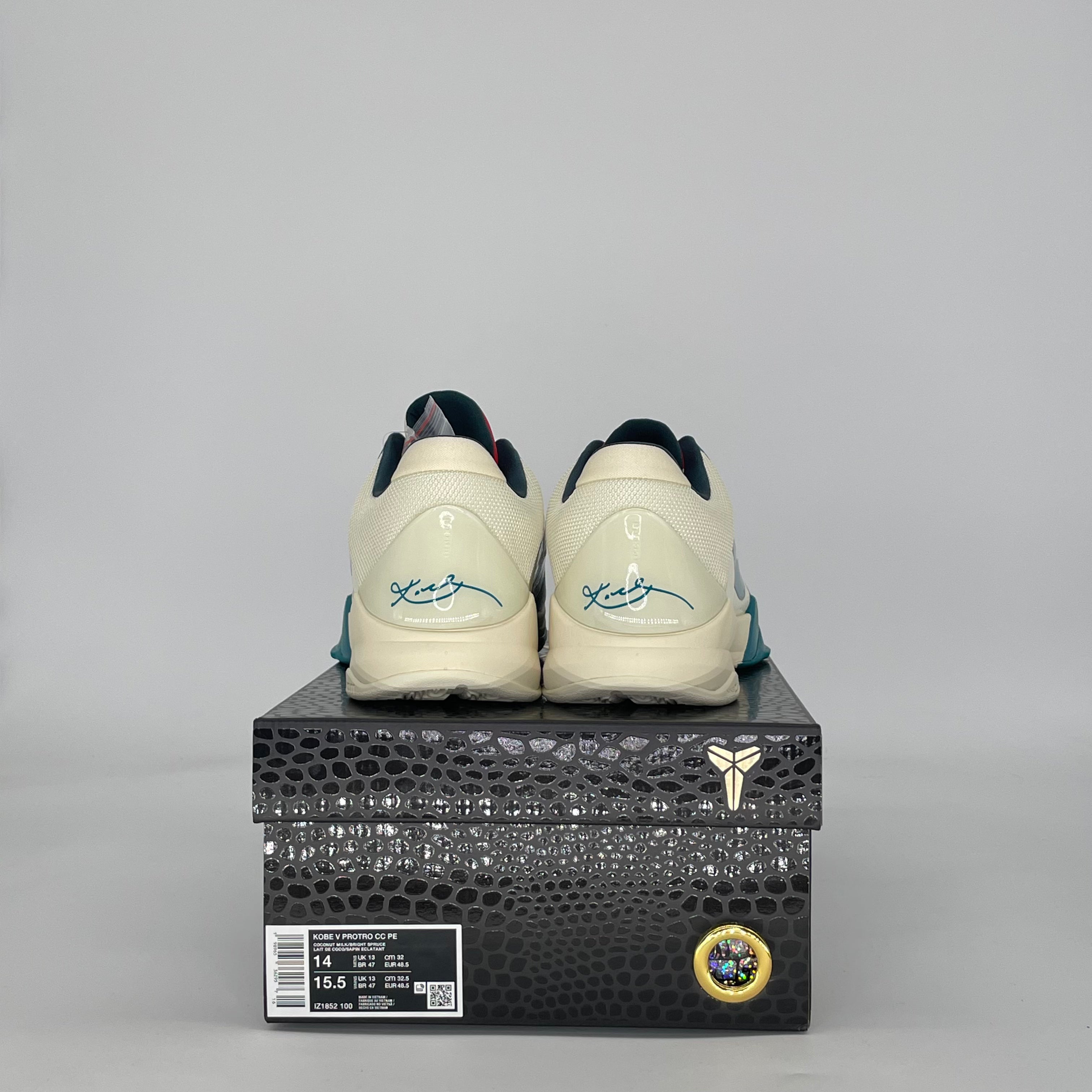 NIKE KOBE 5 PROTRO CAITLIN CLARK COCONUT MILK SPRUCE IZ1852-100 SIZE 14/15.5W
