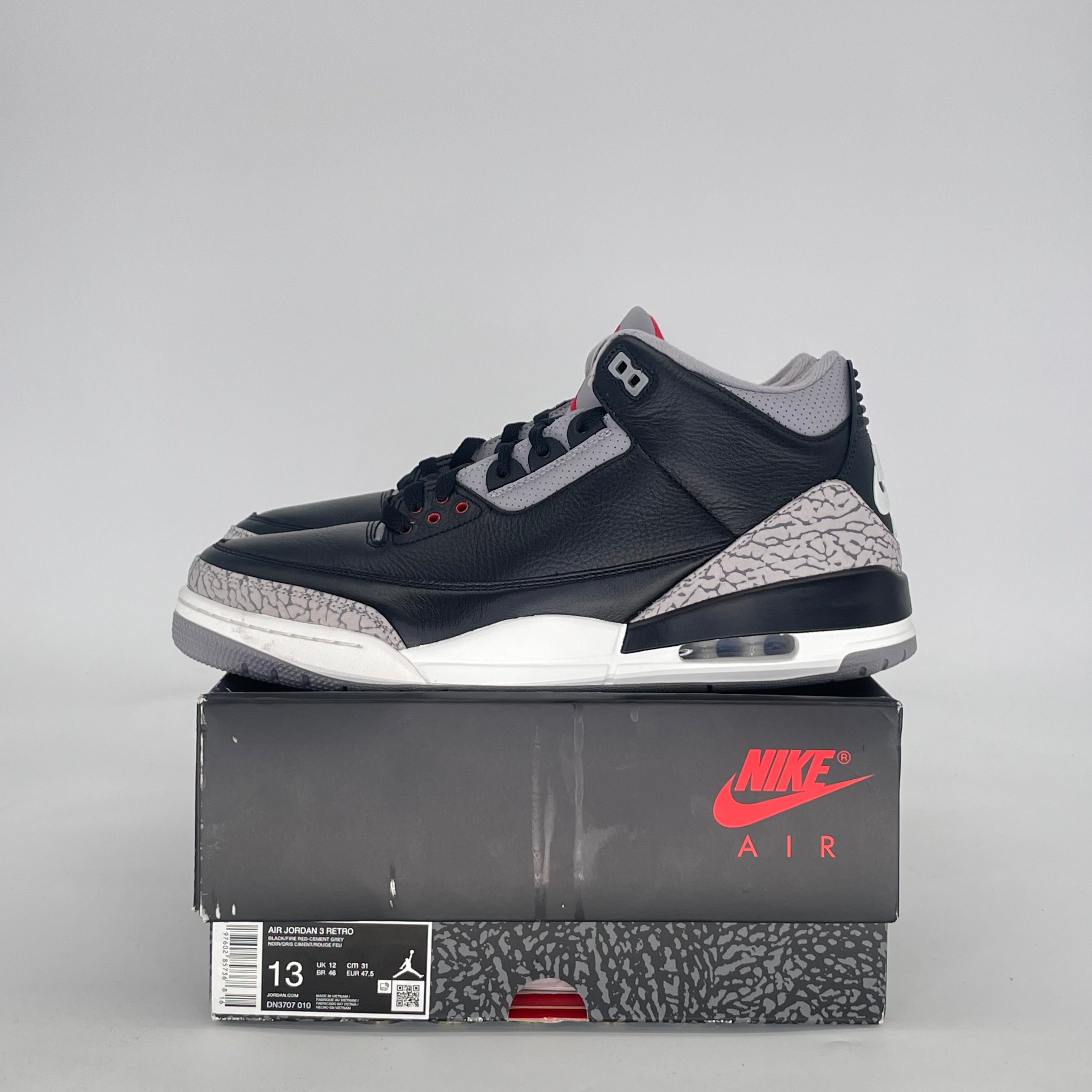 AIR JORDAN 3 BLACK CEMENT (2024) DN3707-010 SIZE 13/14.5W