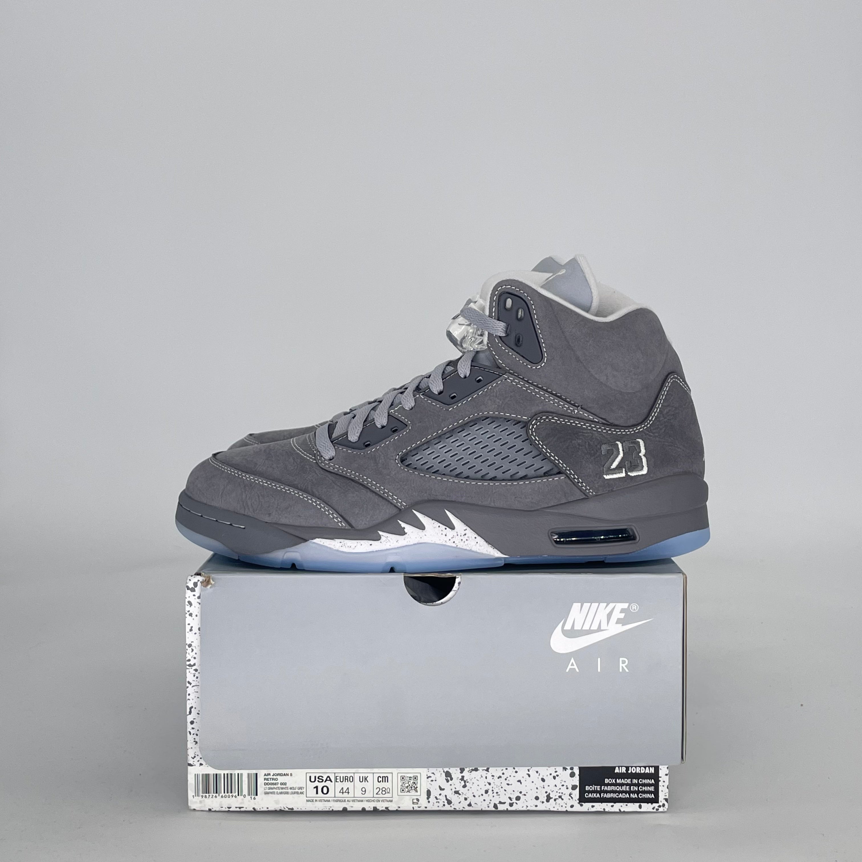 AIR JORDAN 5 WOLF GREY DD0587-002 SIZED 10/11.5W