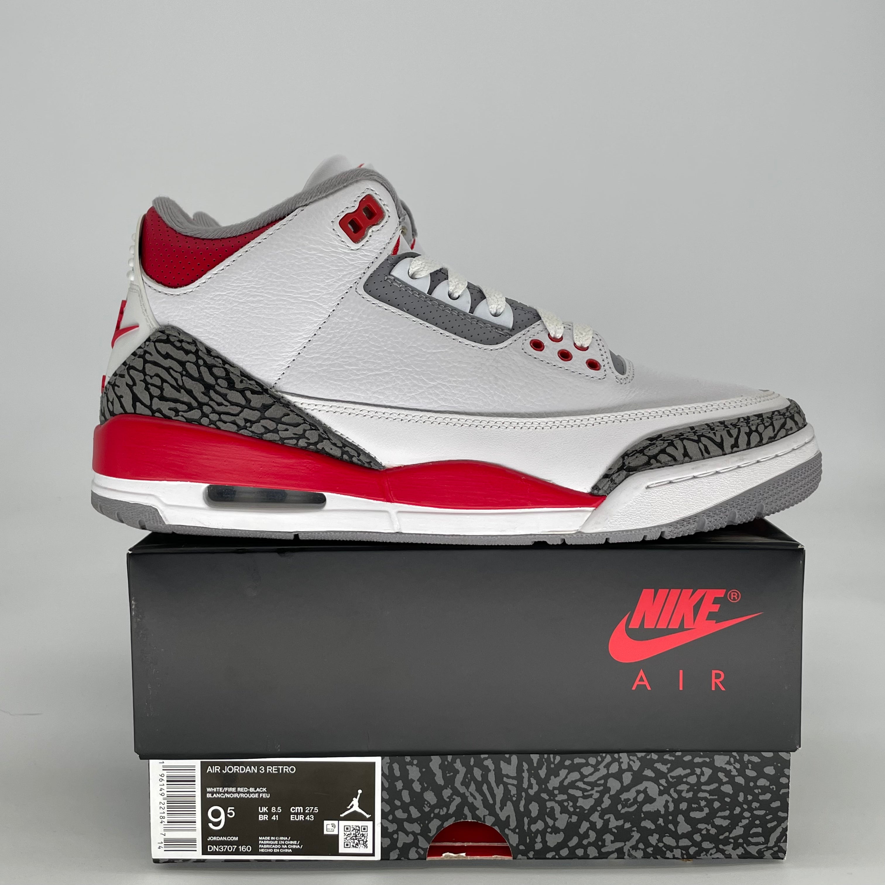 AIR JORDAN 3 FIRE RED DN3707-160 SIZE 9.5/11W