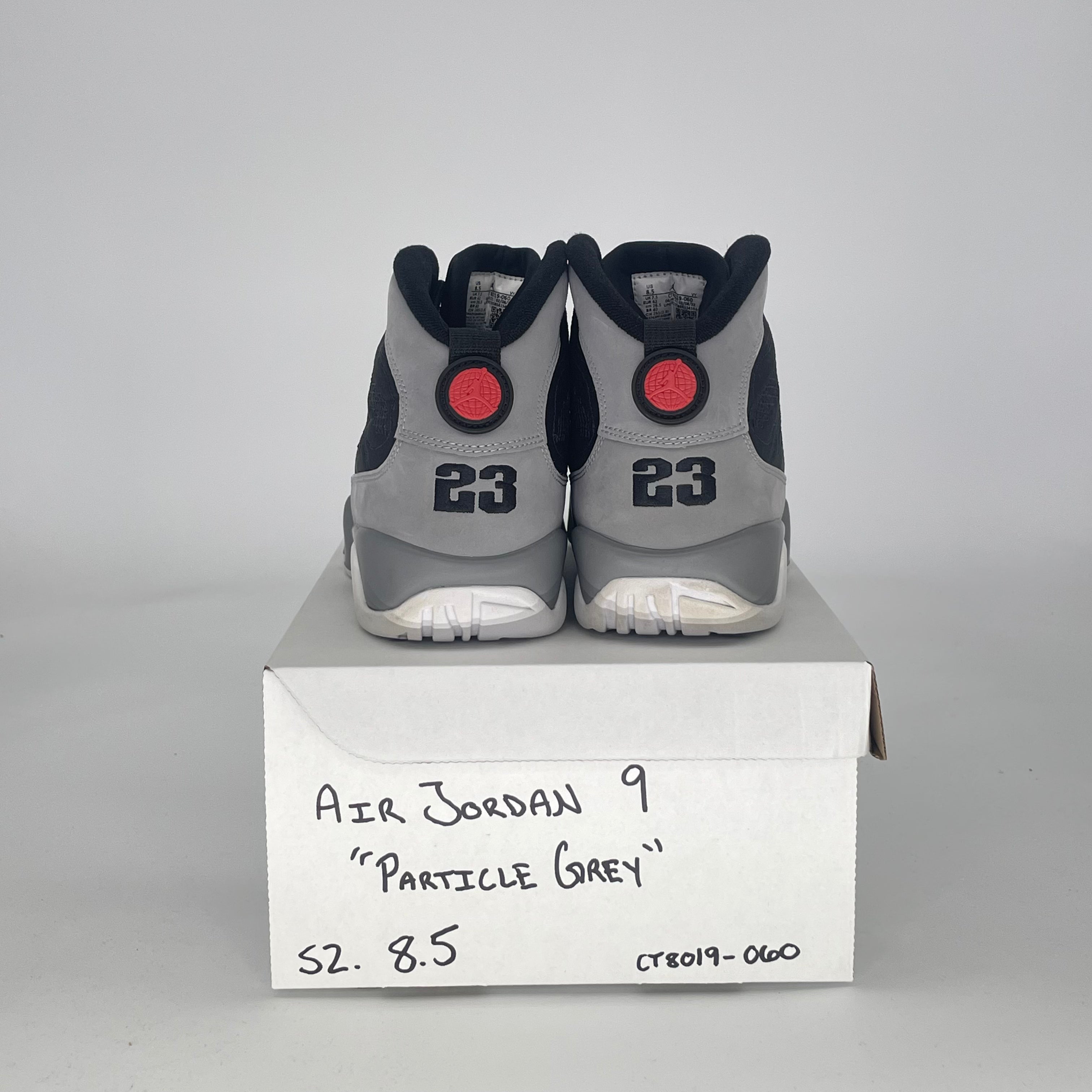 AIR JORDAN 9 PARTICLE GREY CT8019-060 SIZE 8.5/10W