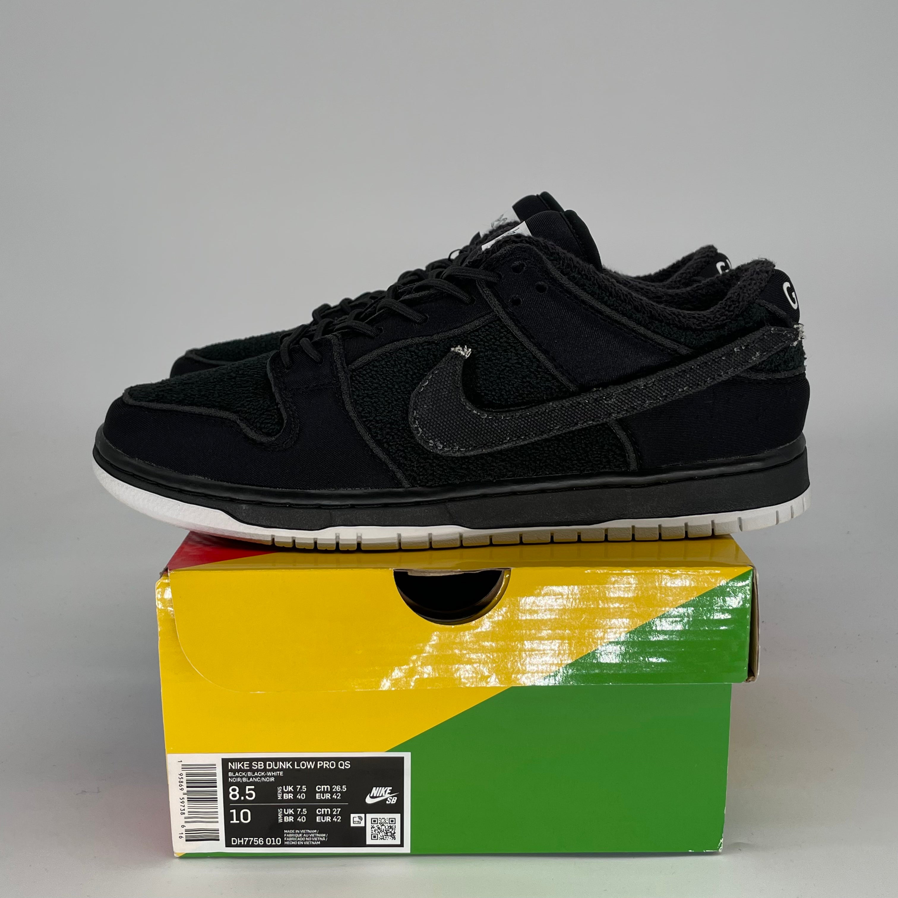 NIKE SB DUNK LOW GNARHUNTERS DH7756-010 SIZE 8.5/10W