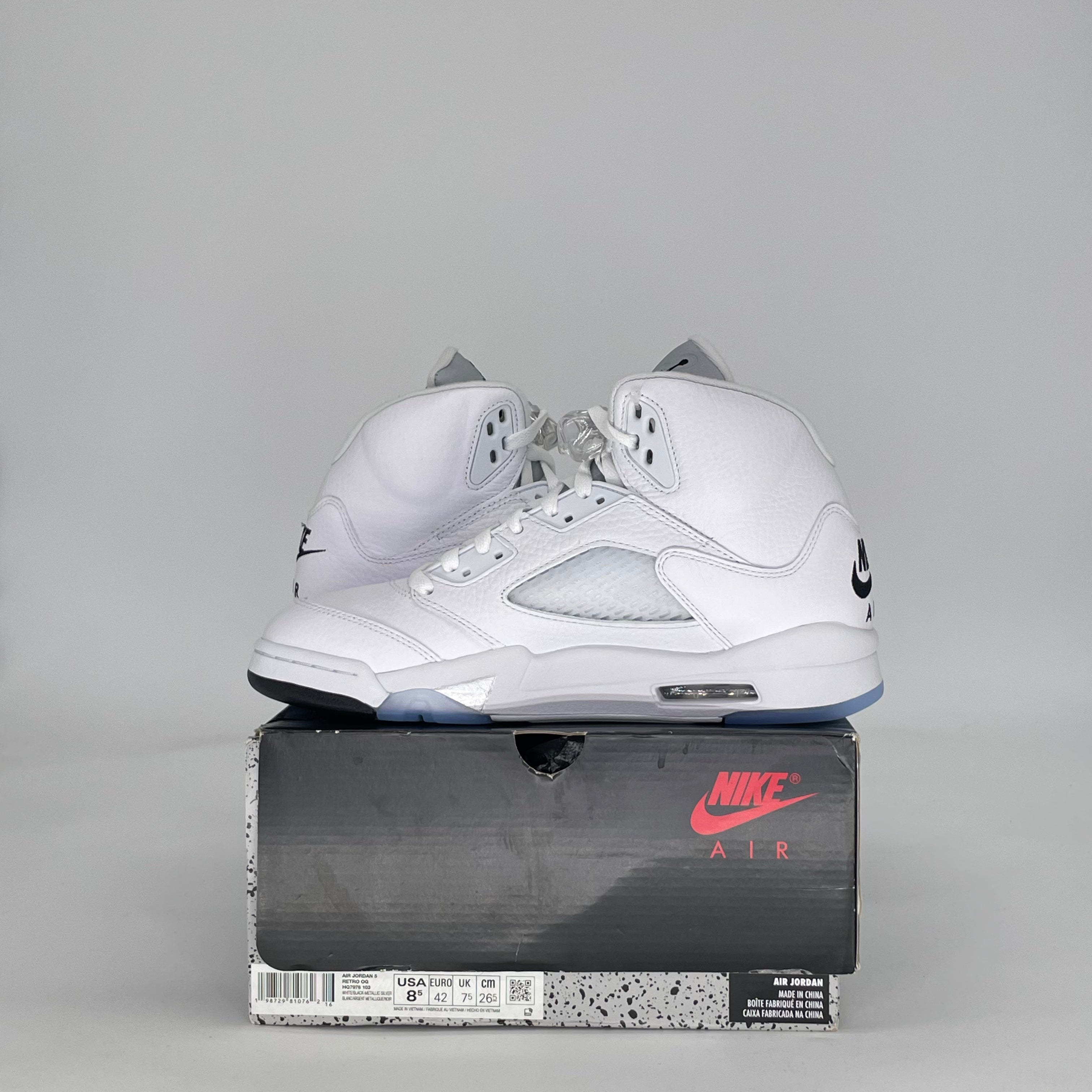 AIR JORDAN 5 WHITE METALLIC HQ7978-103 SIZE 8.5/10W