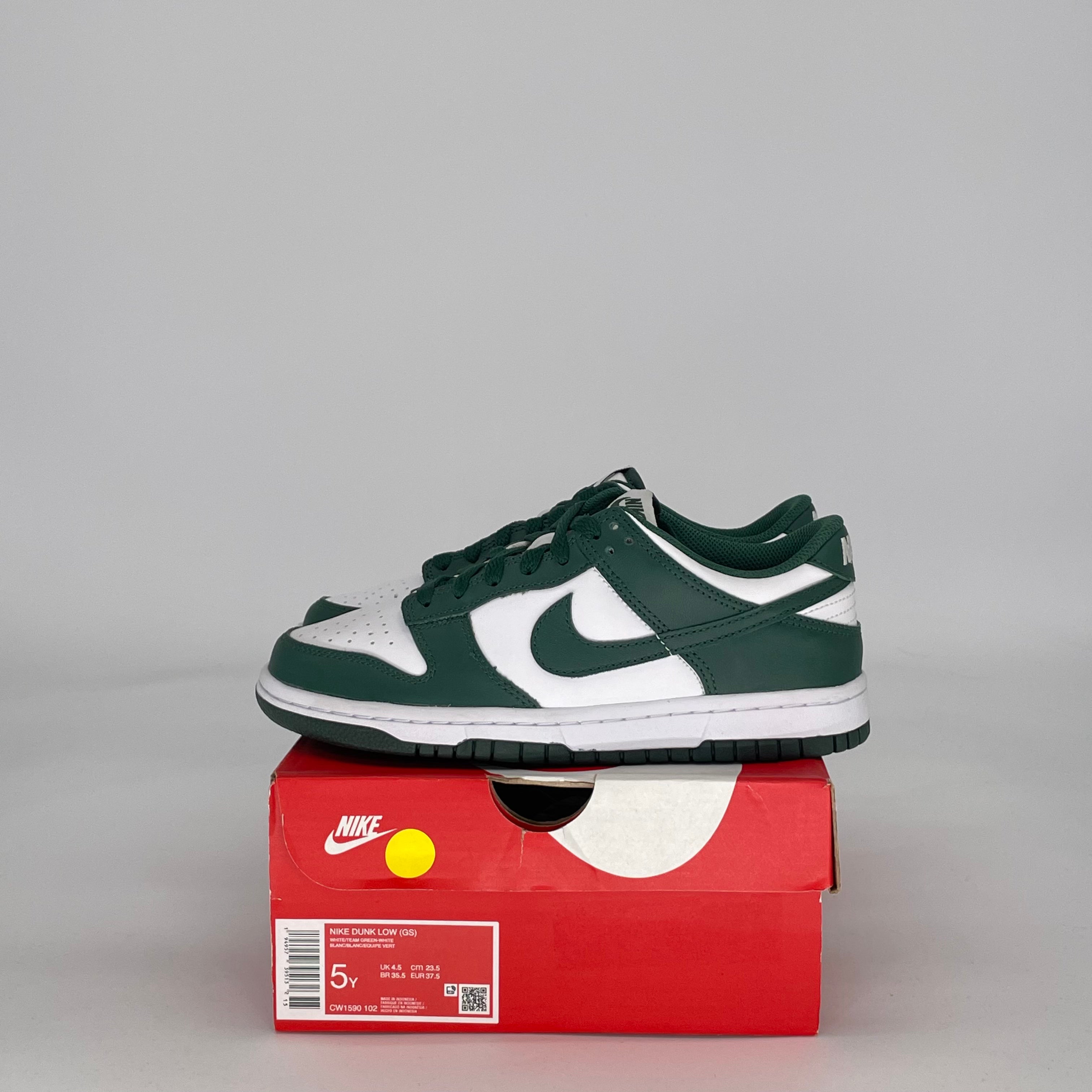 NIKE DUNK LOW MICHIGAN STATE CW1590-102 SIZE 5/6.5W GS