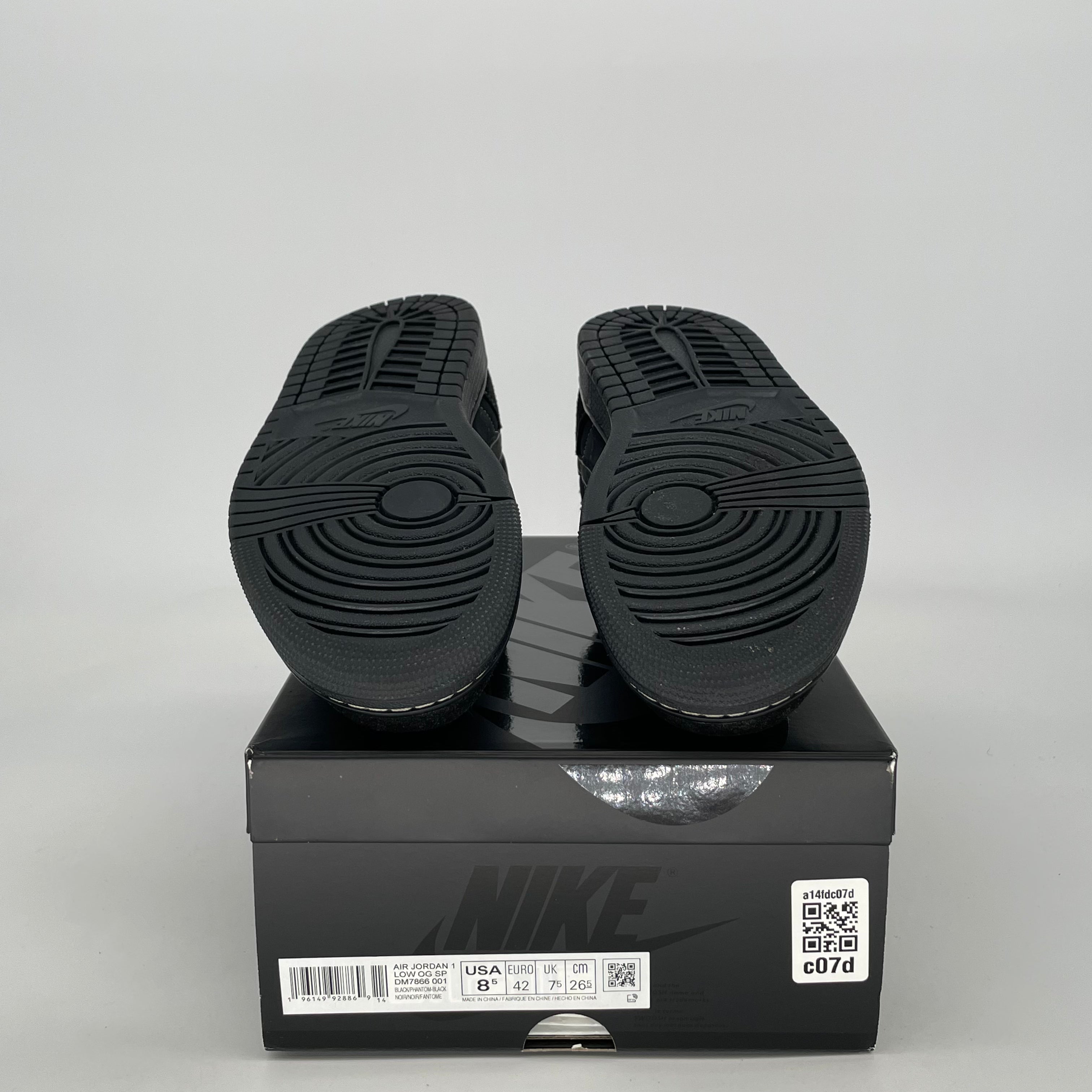 TRAVIS SCOTT X AIR JORDAN 1 LOW BLACK PHANTOM DM7866-001 SIZE 8/9.5W