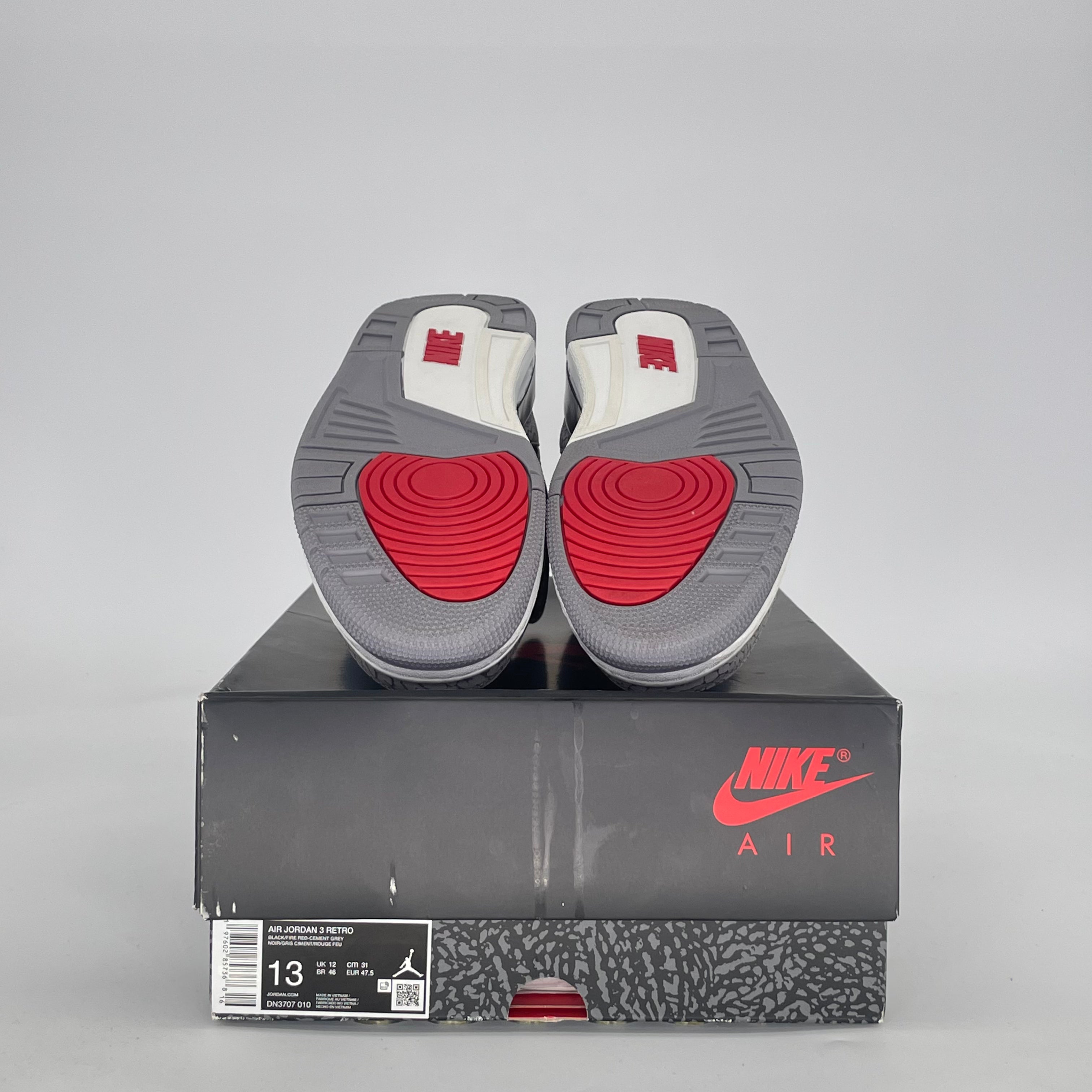 AIR JORDAN 3 BLACK CEMENT (2024) DN3707-010 SIZE 13/14.5W