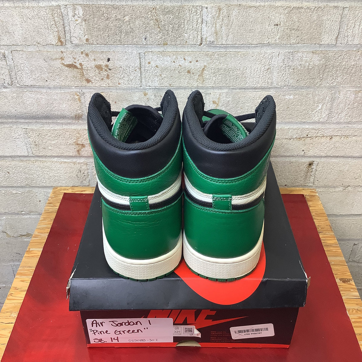 Jordan 1 Retro High Pine Green