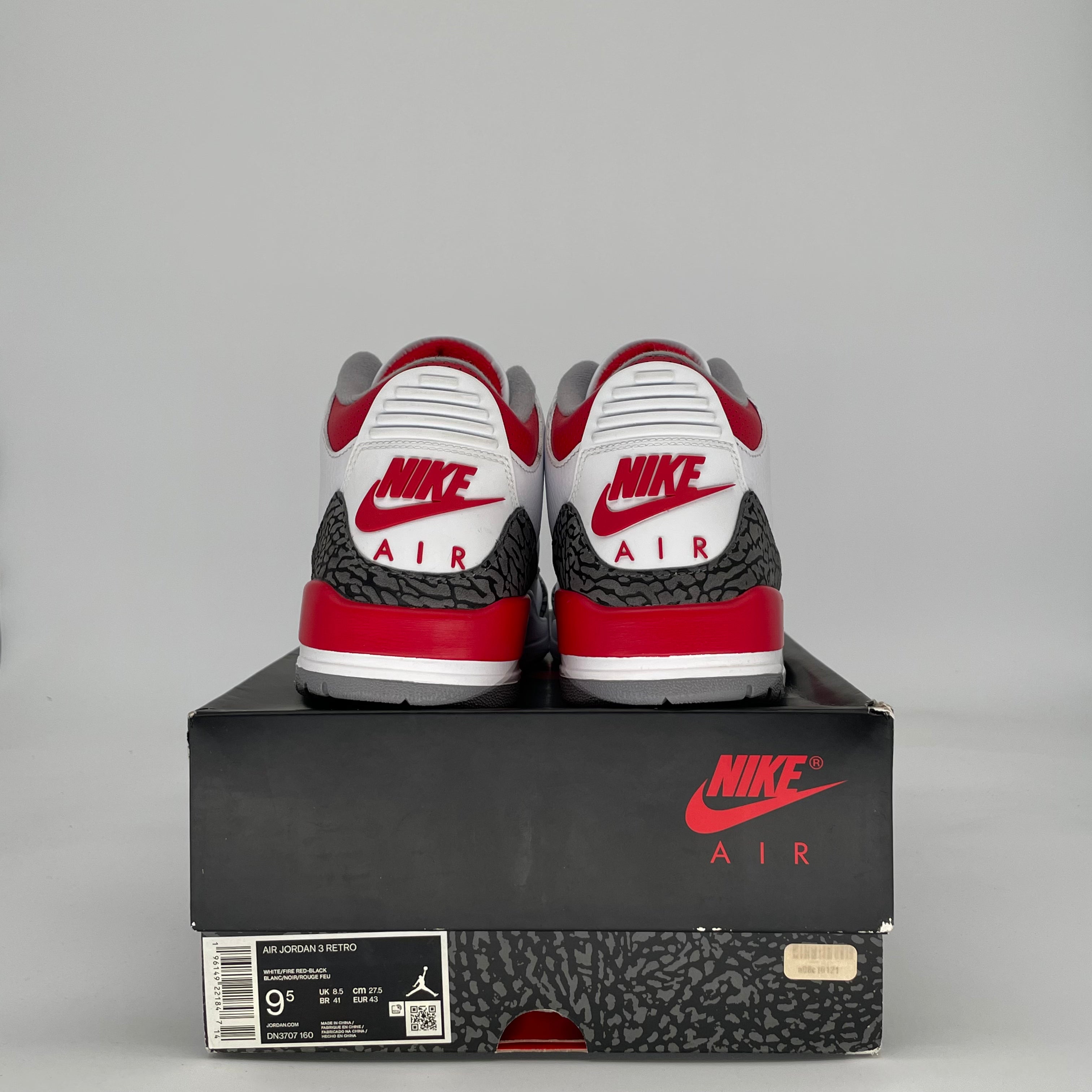 AIR JORDAN 3 FIRE RED DN3707-160 SIZE 9.5/11W