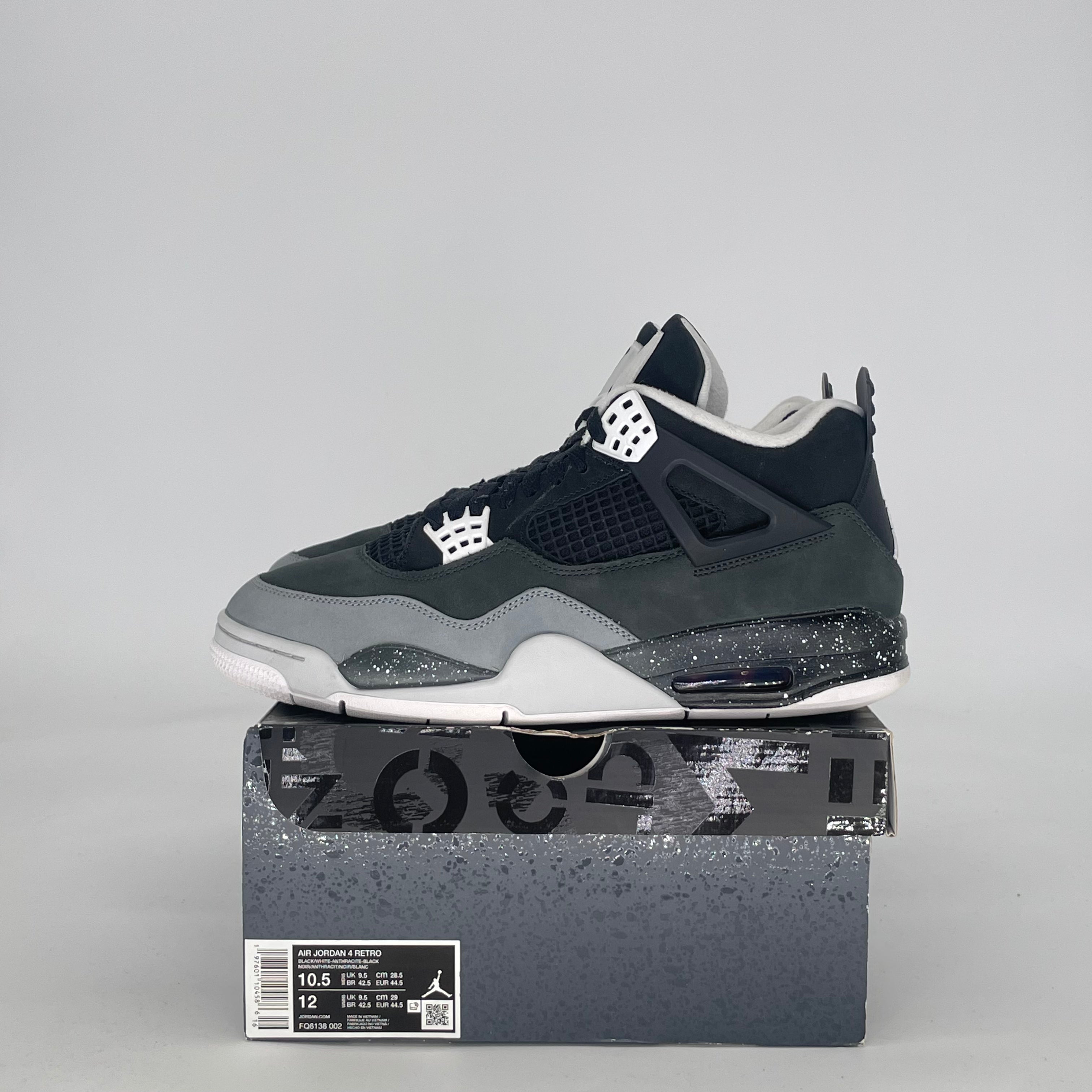 AIR JORDAN 4 FEAR FQ8138-002 SIZE 10.5/12W