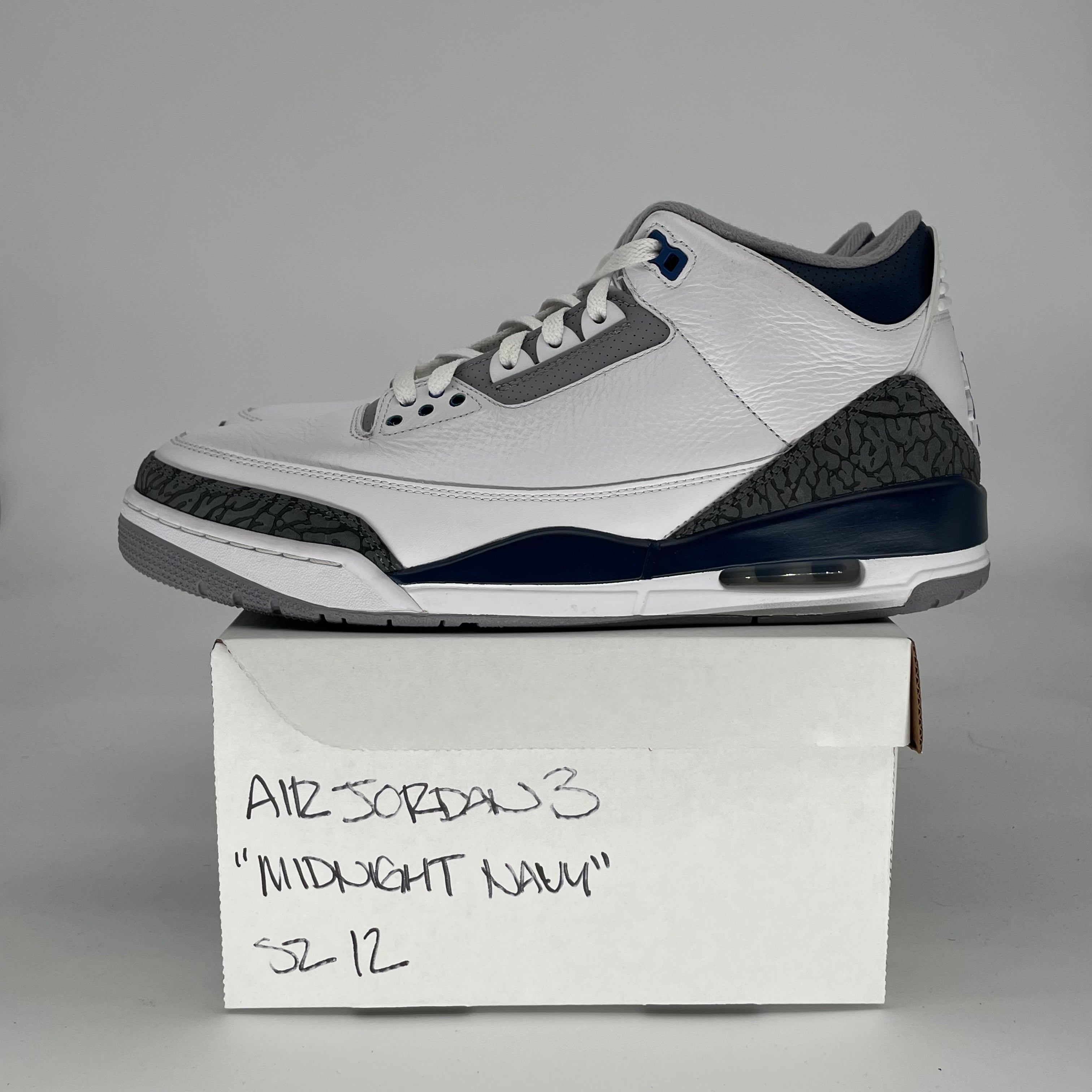 AIR JORDAN 3 MIDNIGHT NAVY CT8532-140 SIZE 12/13.5W