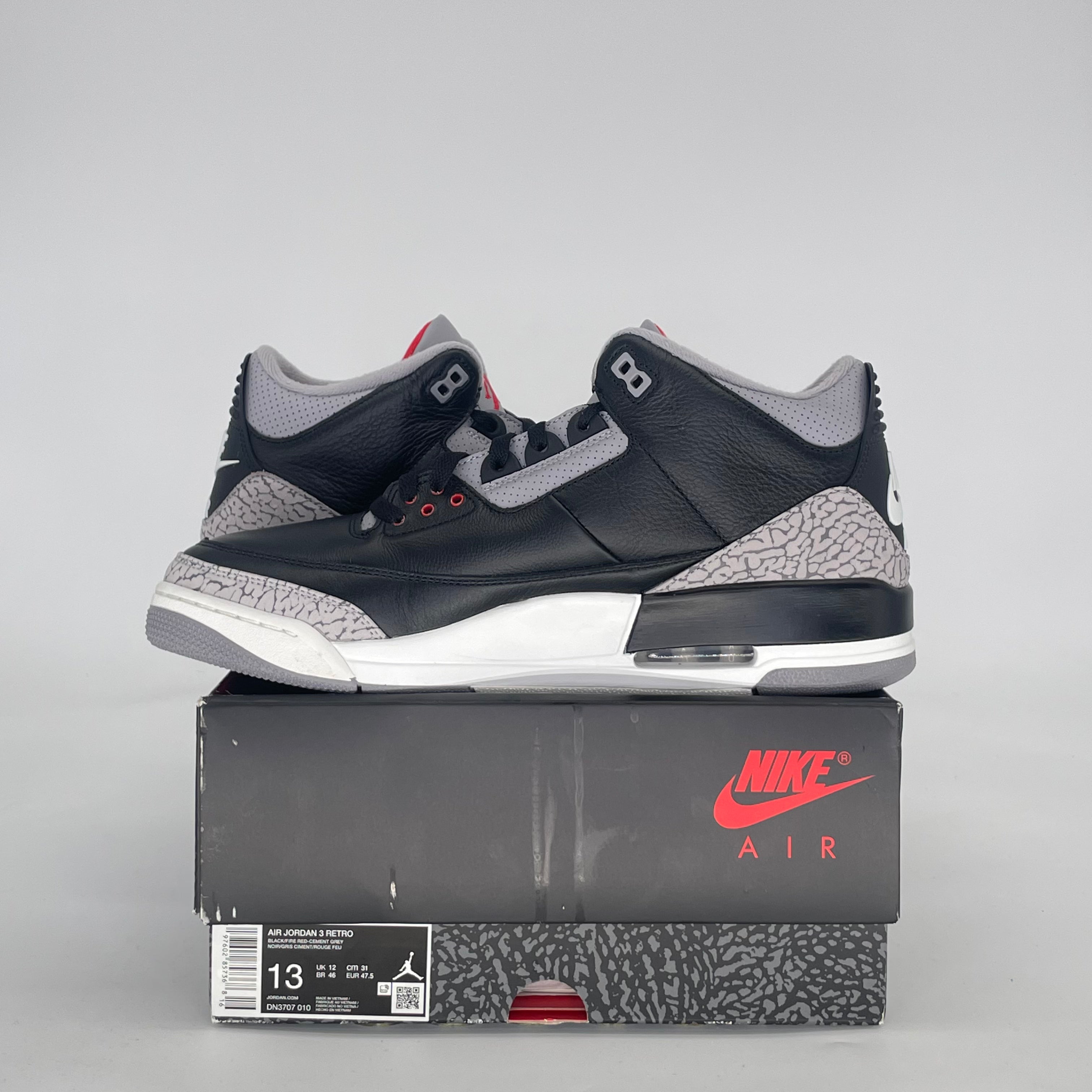 AIR JORDAN 3 BLACK CEMENT (2024) DN3707-010 SIZE 13/14.5W