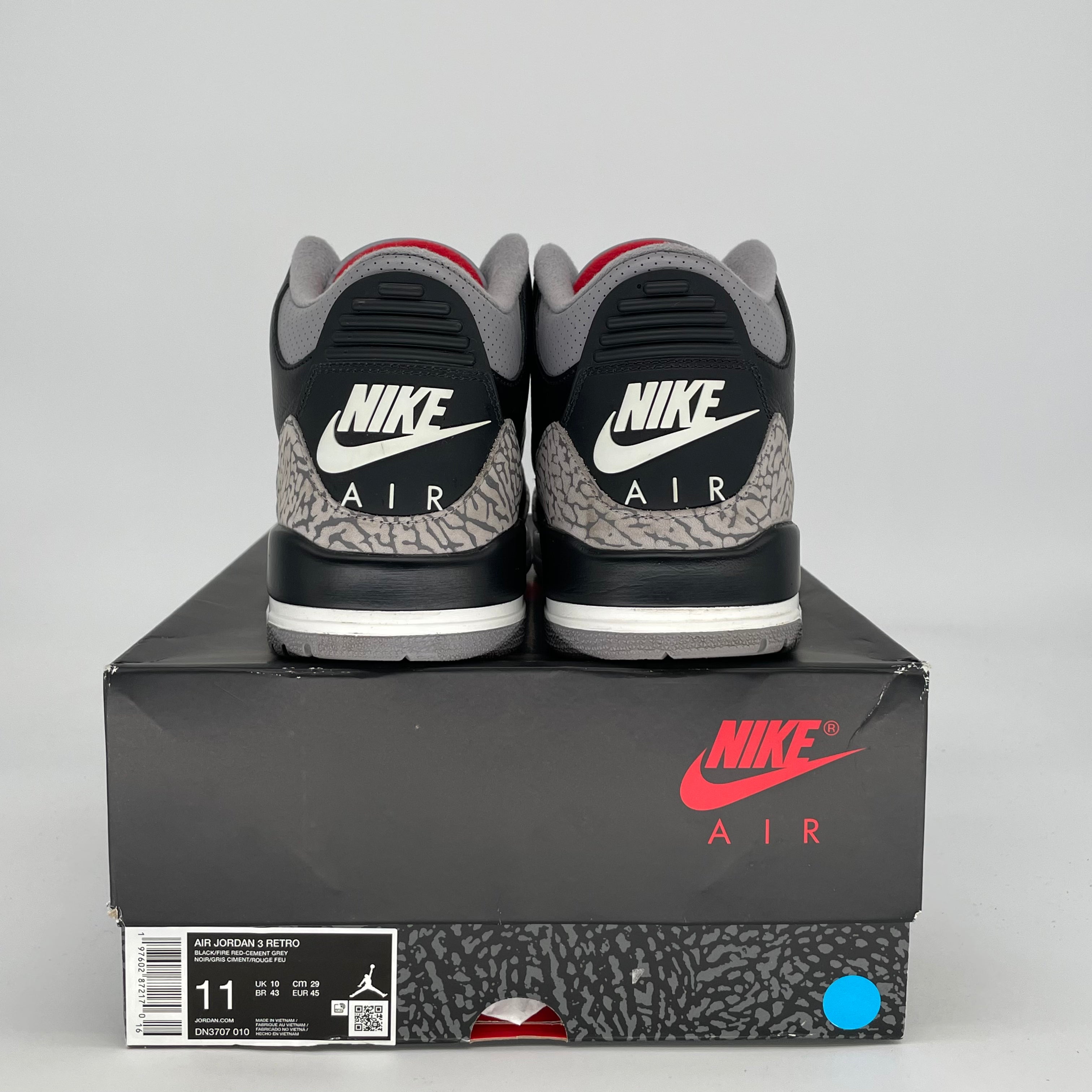 AIR JORDAN 3 BLACK CEMENT DN3707-010 SIZE 11/12.5W