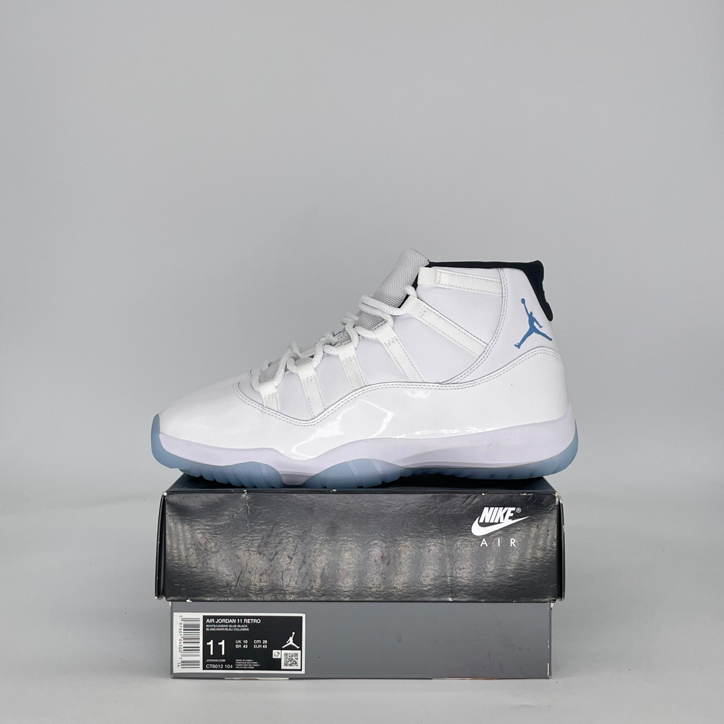 AIR JORDAN 11 LEGEND BLUE CT8012-104 SIZE 11/12.5W