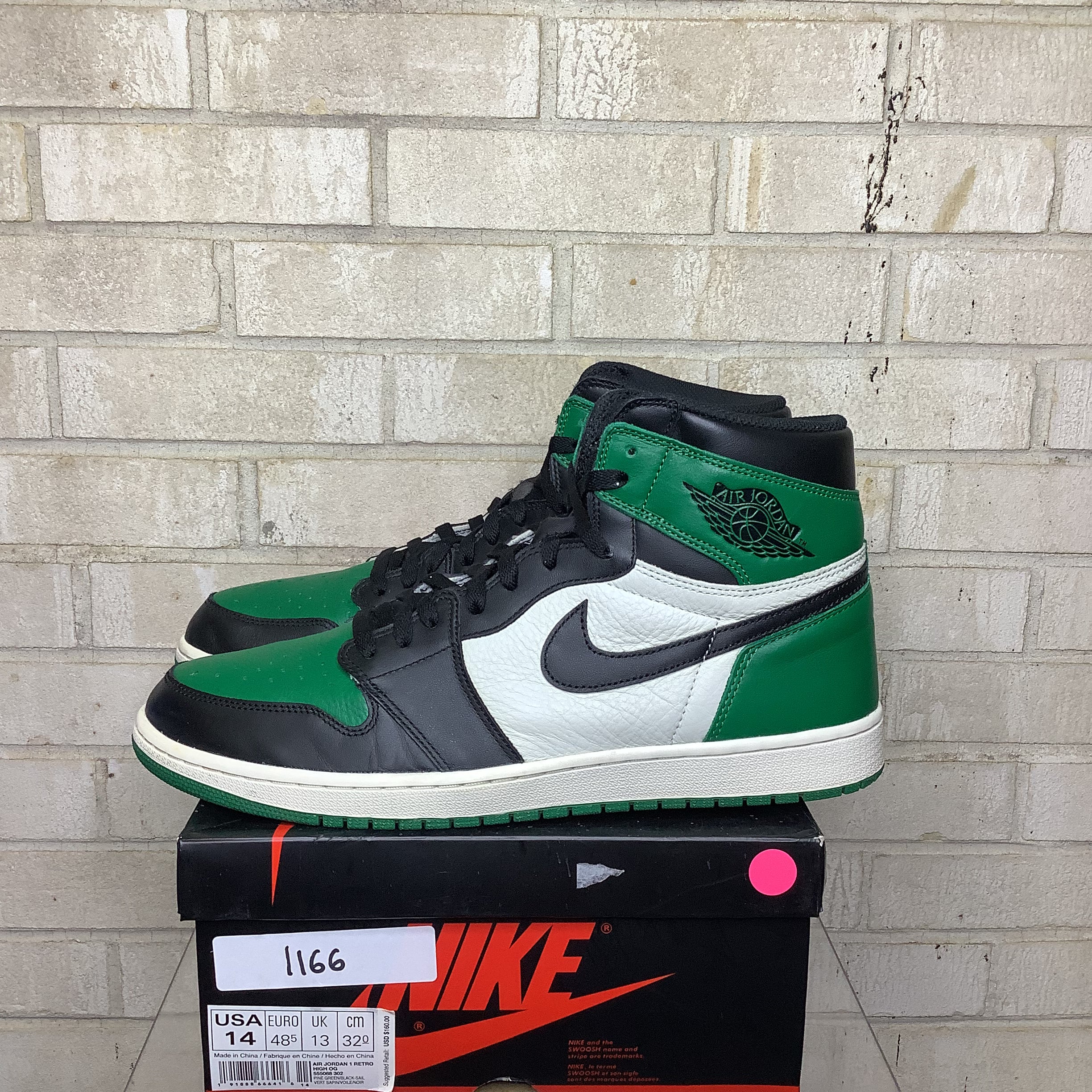 Air Jordan 1 Pine Green Size 14/15.5W 555088-302