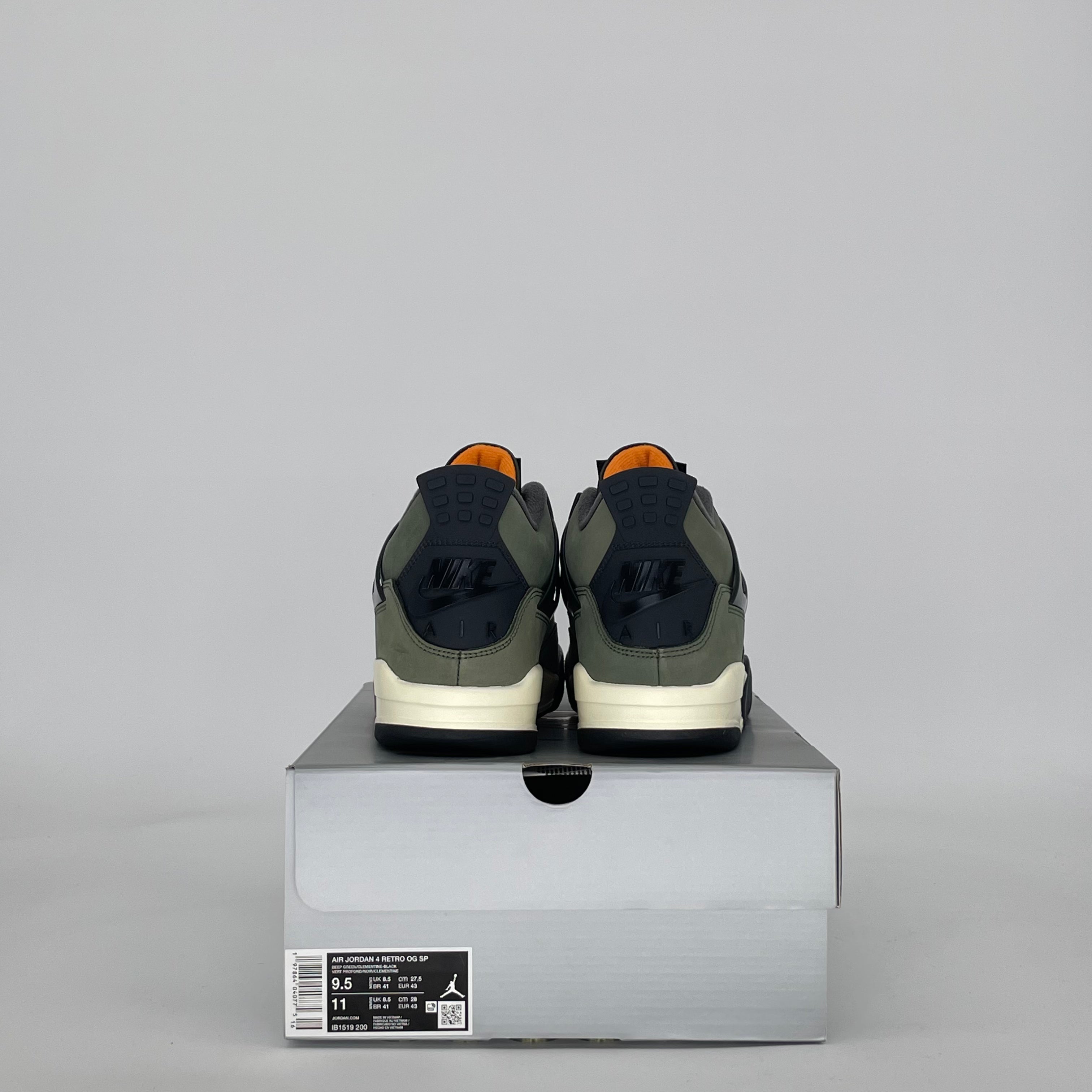 AIR JORDAN 4 UNDEFEATED IB1519-200 SIZE 9.5/11W