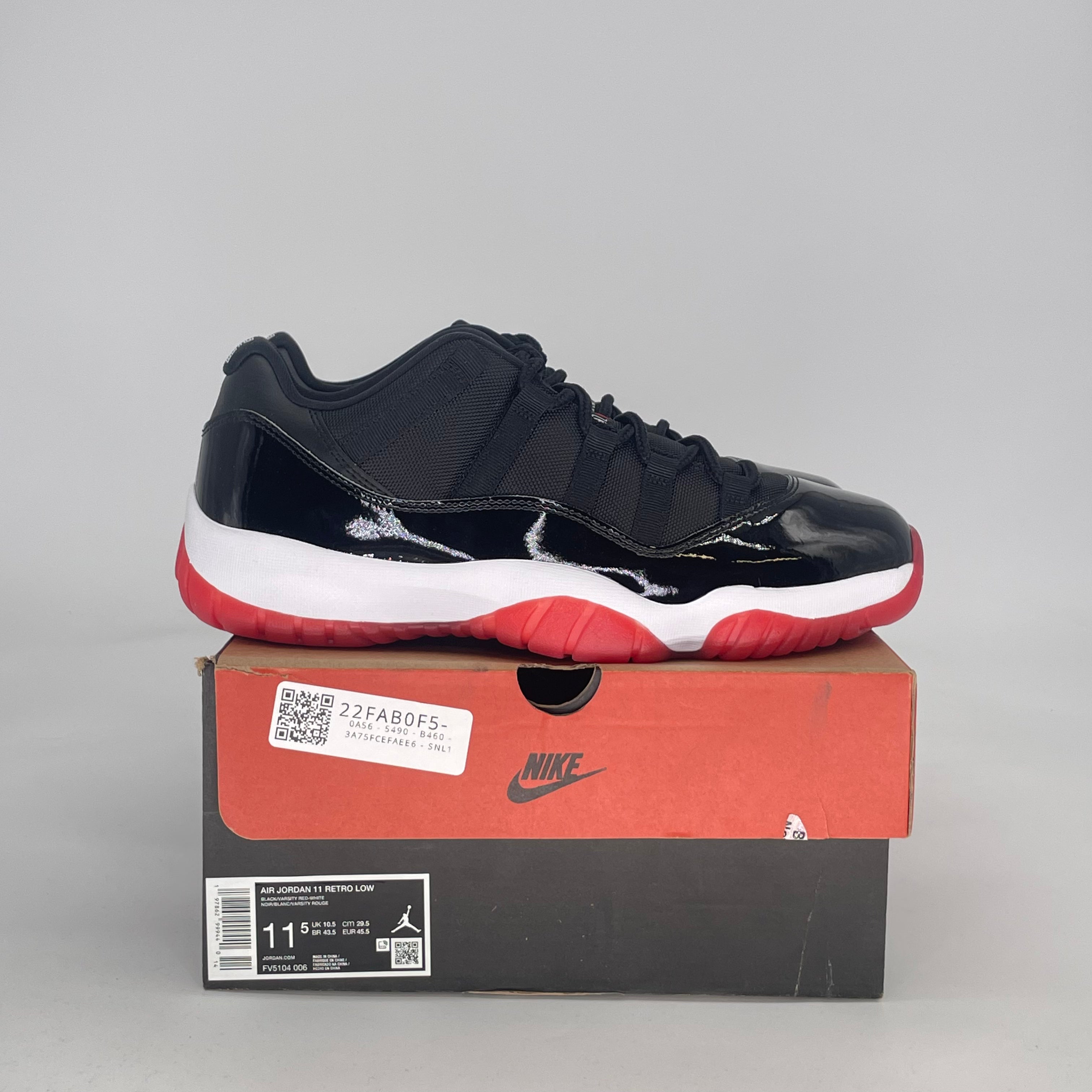 AIR JORDAN 11 LOW BRED FV5104-006 SIZE 11.5/13W