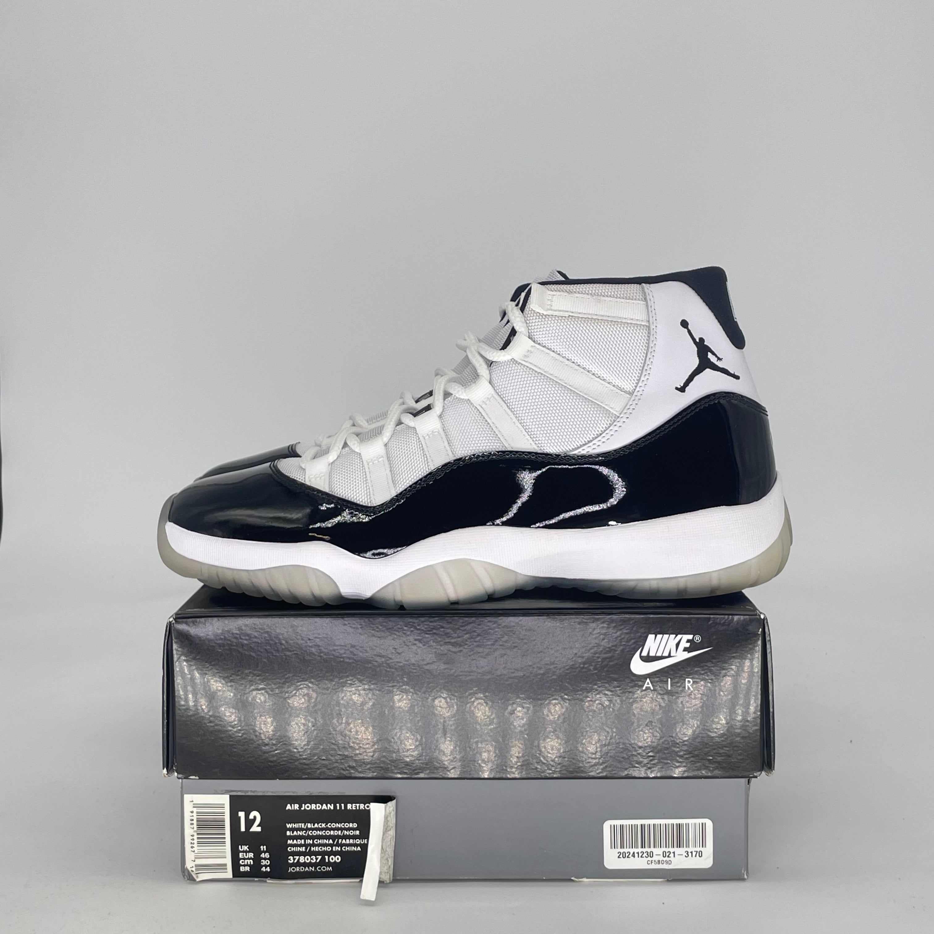 AIR JORDAN 11 CONCORD 378037-100 SIZE 12/13.5W