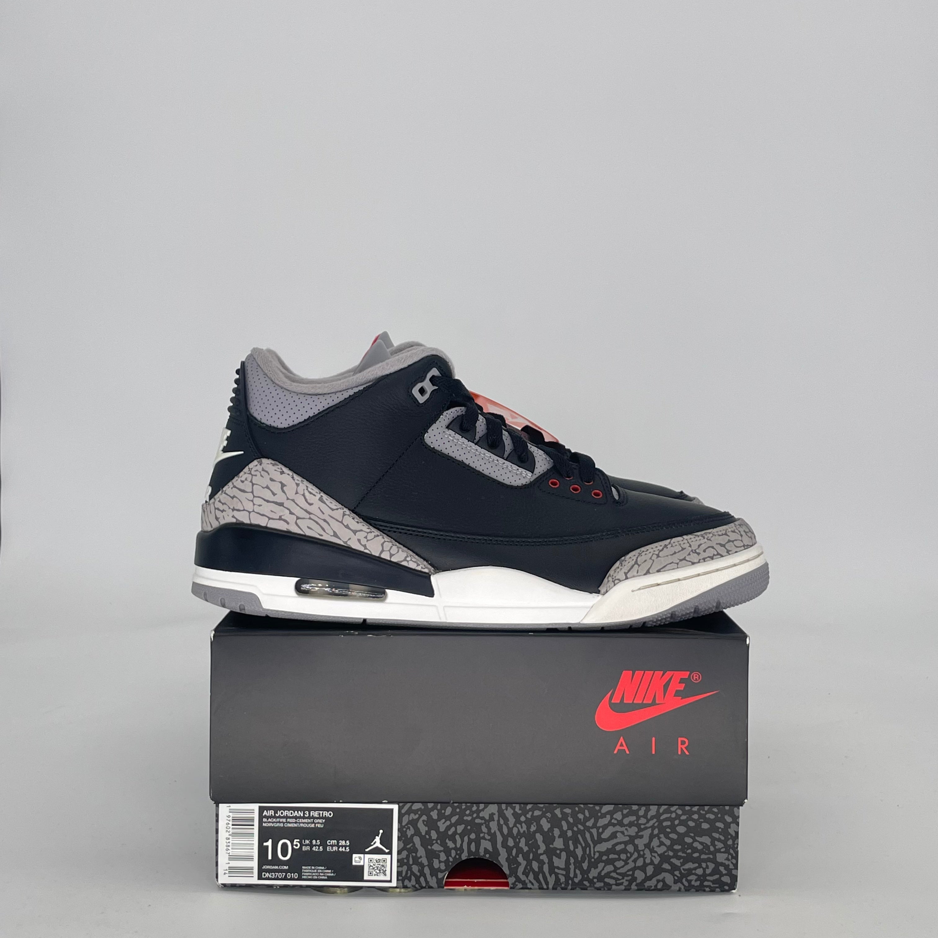AIR JORDAN 3 BLACK CEMENT DN3707-010 SIZE 10.5/12W