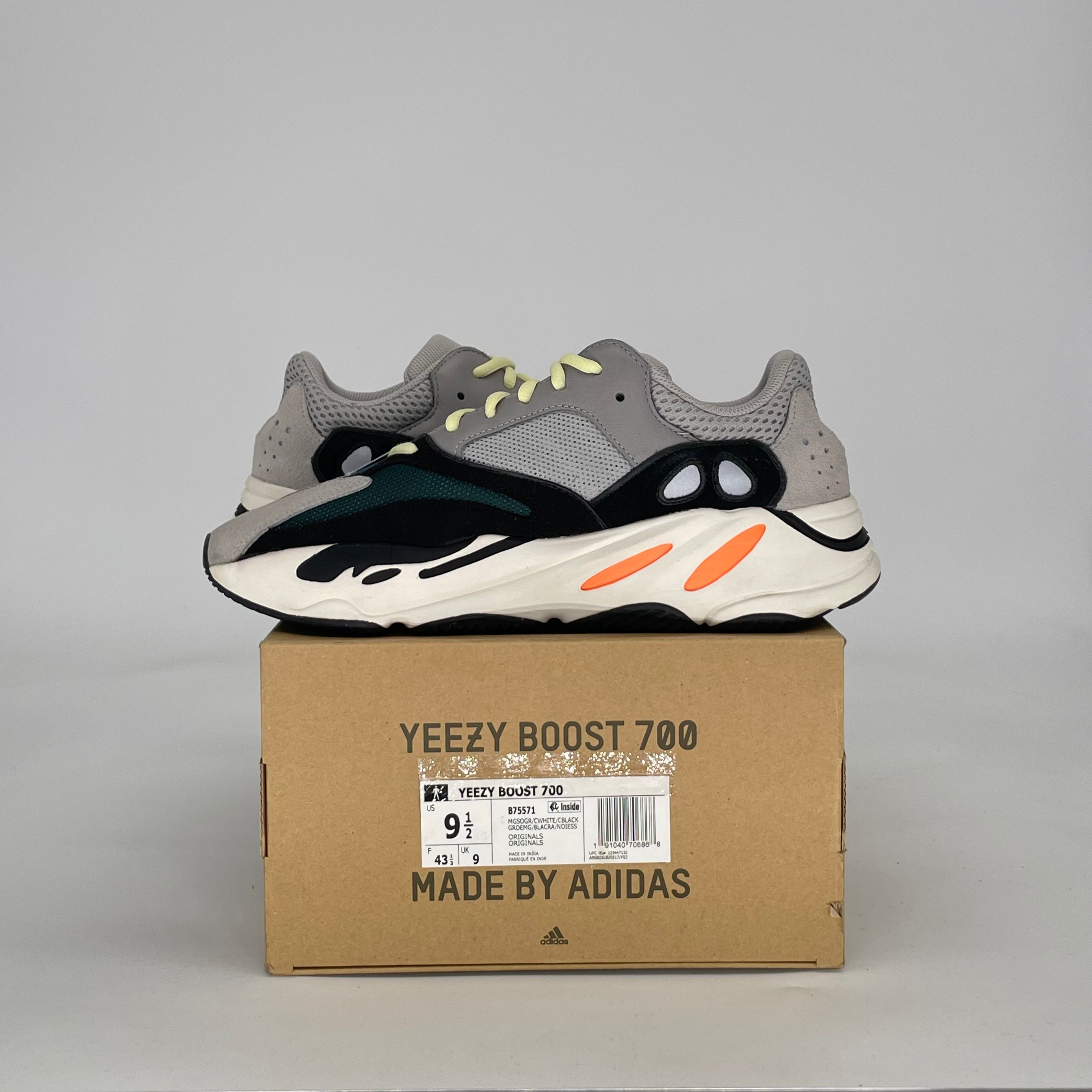 ADIDAS YEEZY BOOST 700 WAVE RUNNER B75571 SIZE 9.5/11W