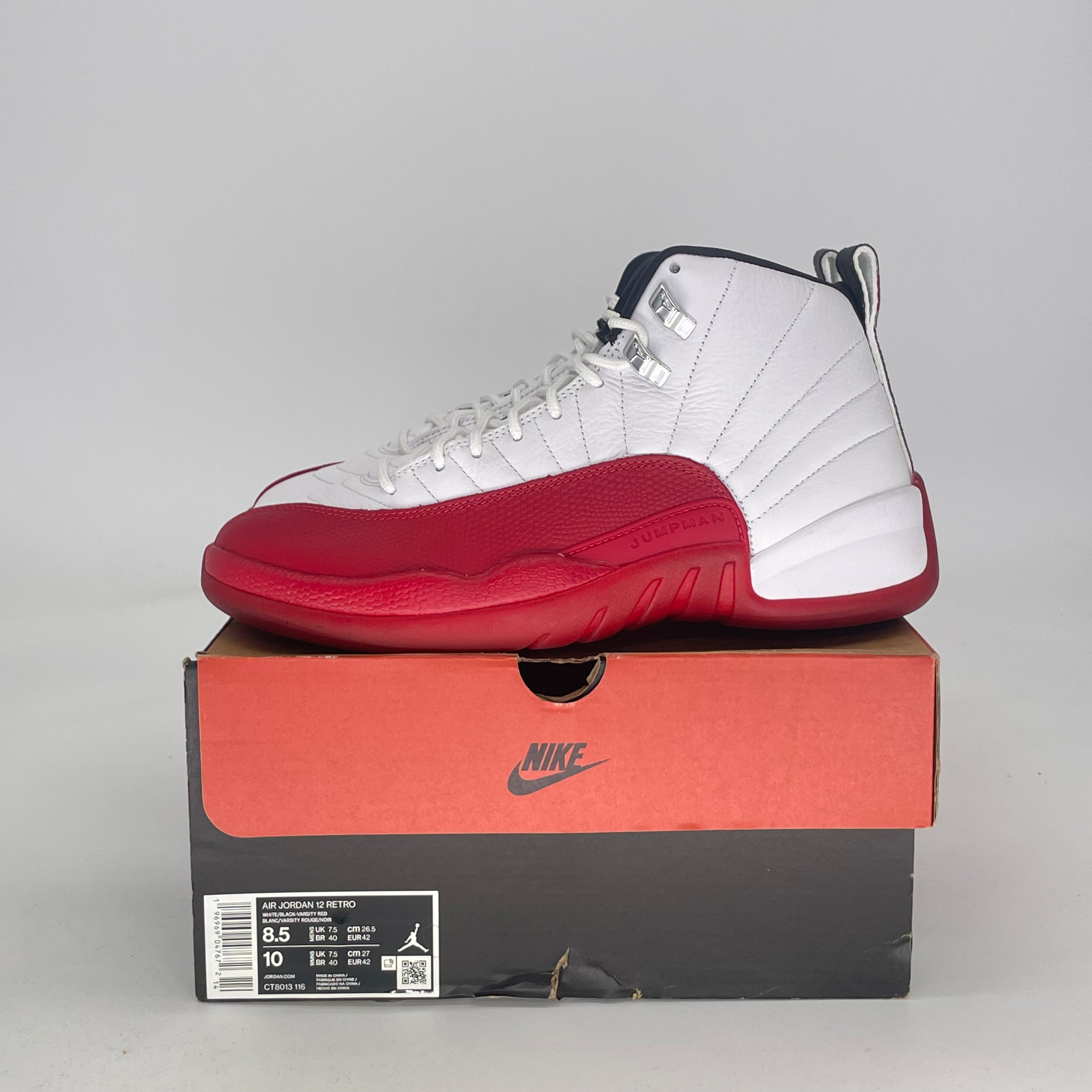 AIR JORDAN 12 CHERRY CT8013-116 SIZE 8.5/10W