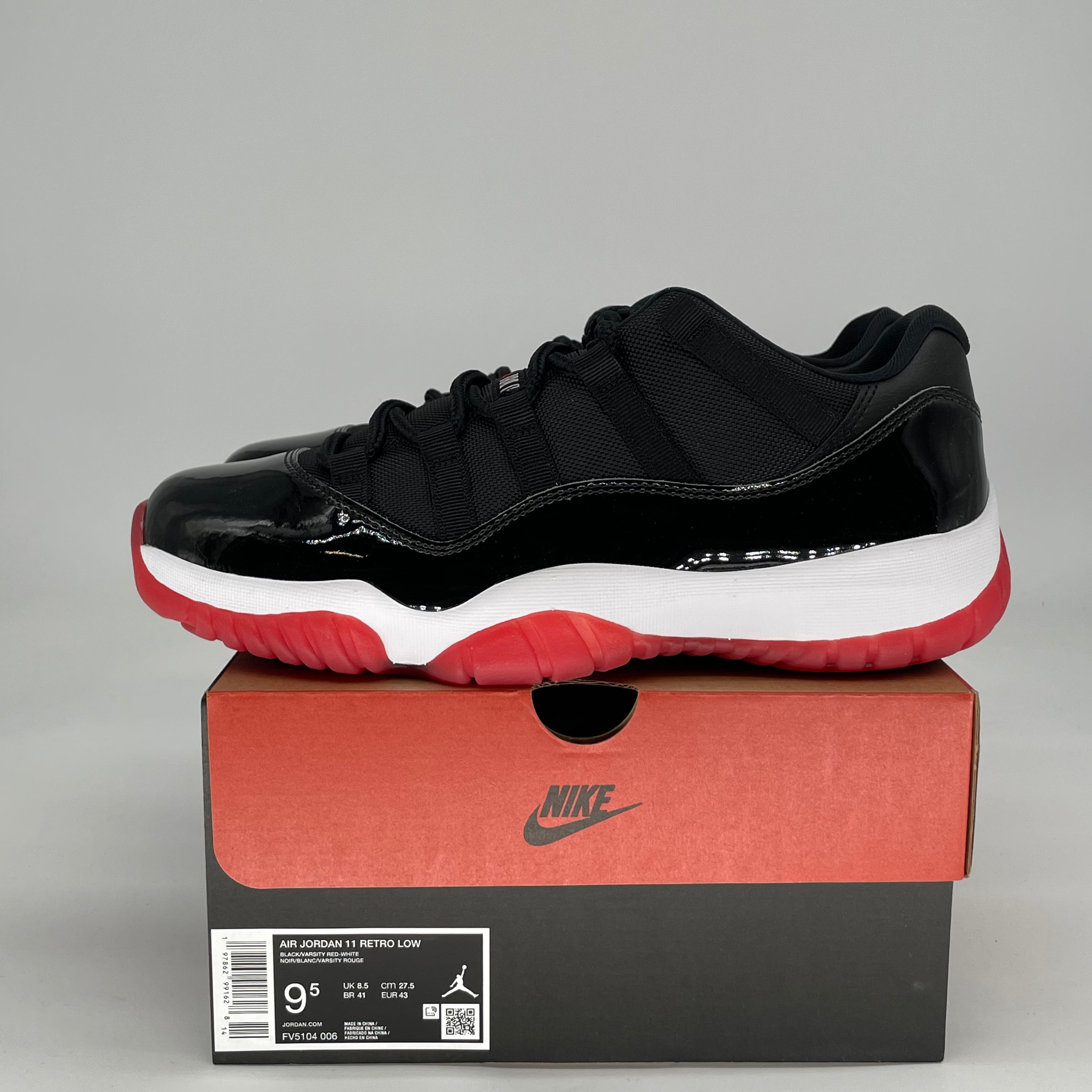 AIR JORDAN 11 LOW BRED FV5104-006 SIZE 9.5/11W