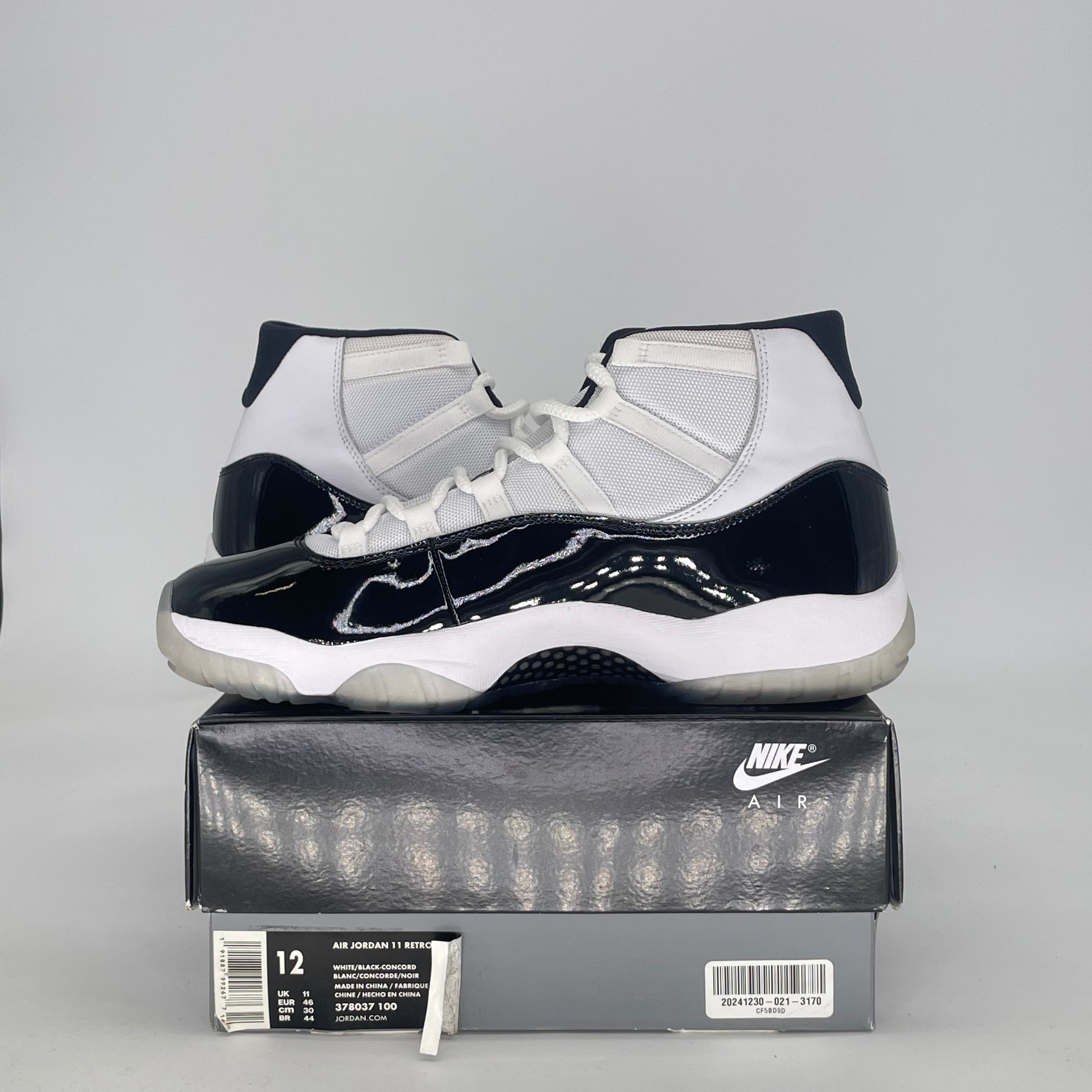 AIR JORDAN 11 CONCORD 378037-100 SIZE 12/13.5W