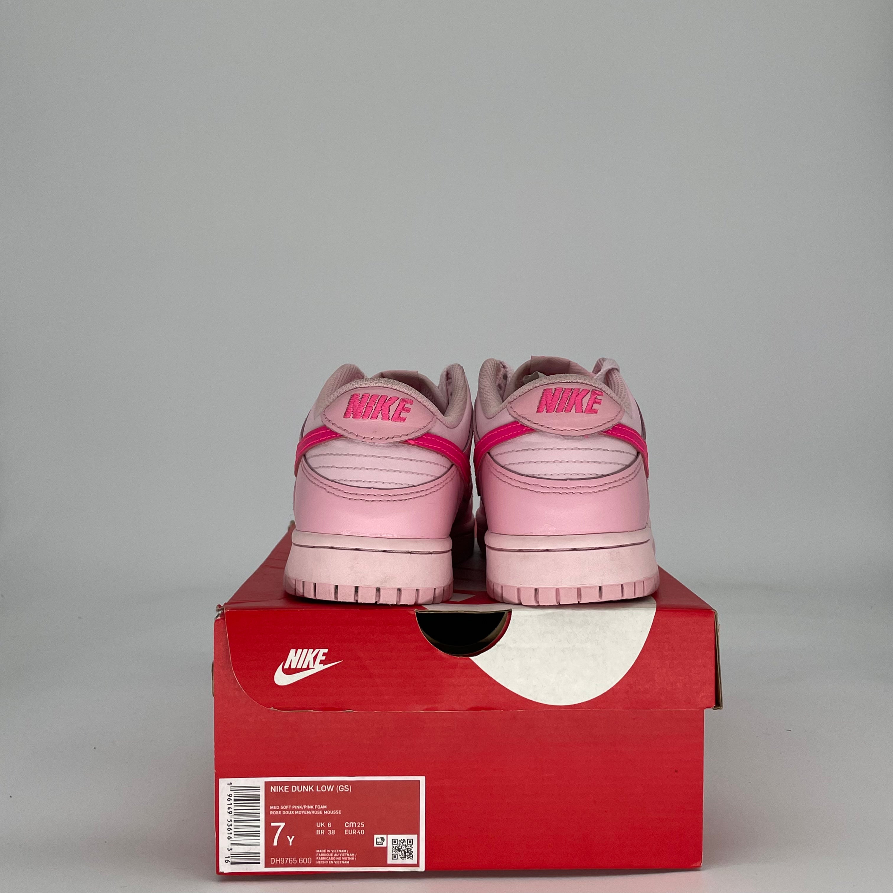 NIKE DUNK LOW TRIPLE PINK DH9765-600 SIZE 7/8.5W