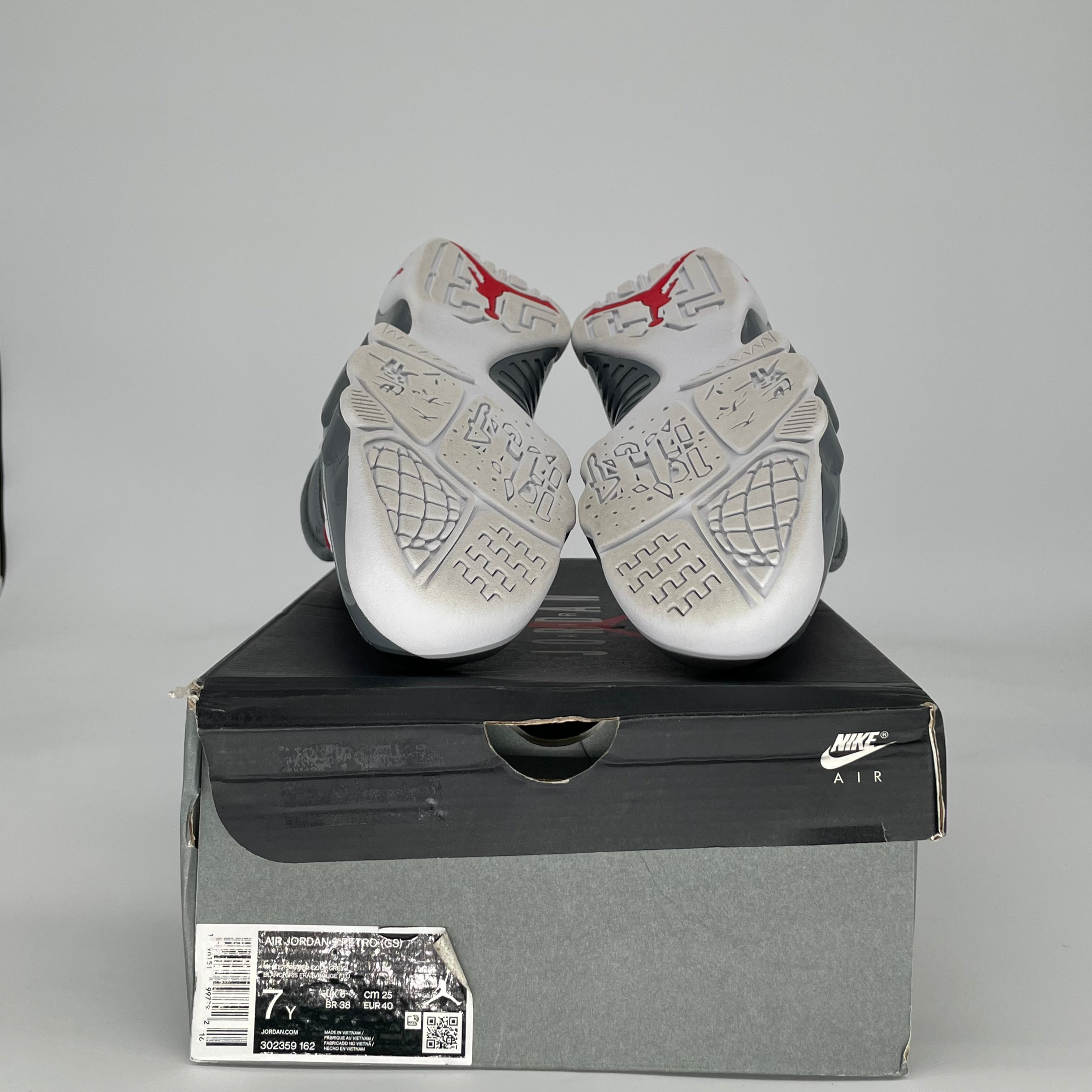 AIR JORDAN 9 FIRE RED 302359-162 SIZE 7/8.5W