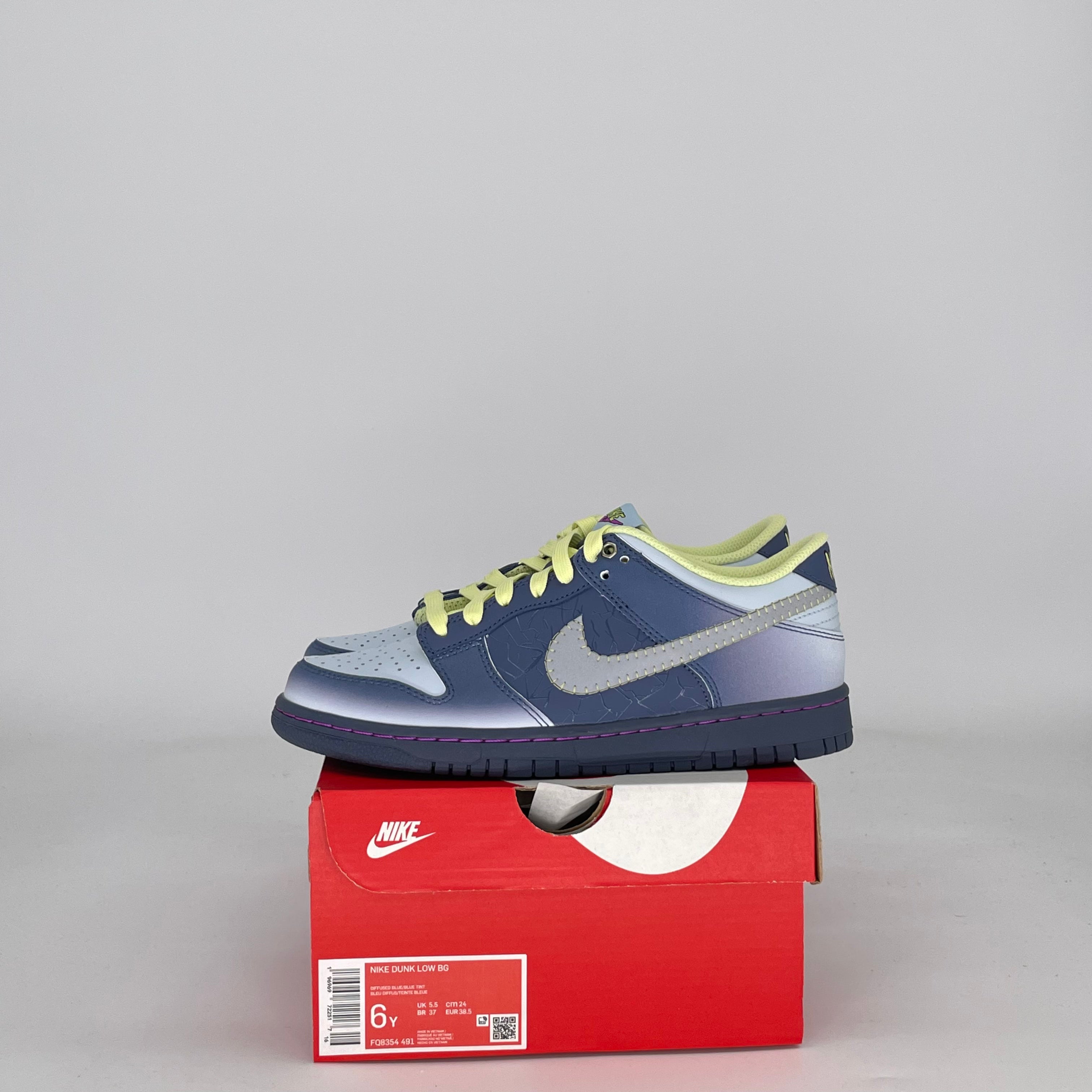 NIKE DUNK LOW HALLOWEEN I AM FEARLESS FQ8354-491 SIZE 6/7.5W GS