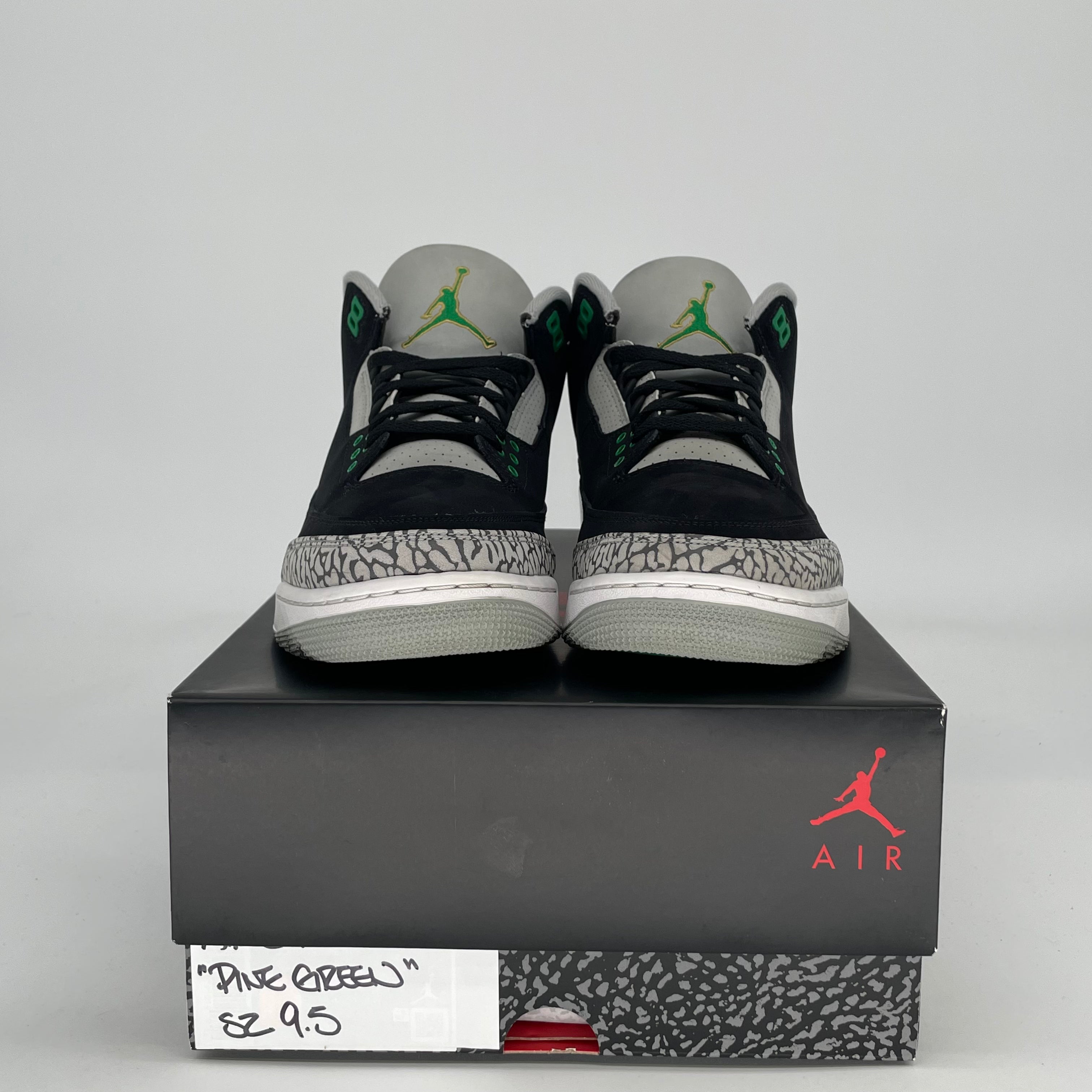 AIR JORDAN 3 PINE GREEN CT8532-030 SIZE 9.5/11W