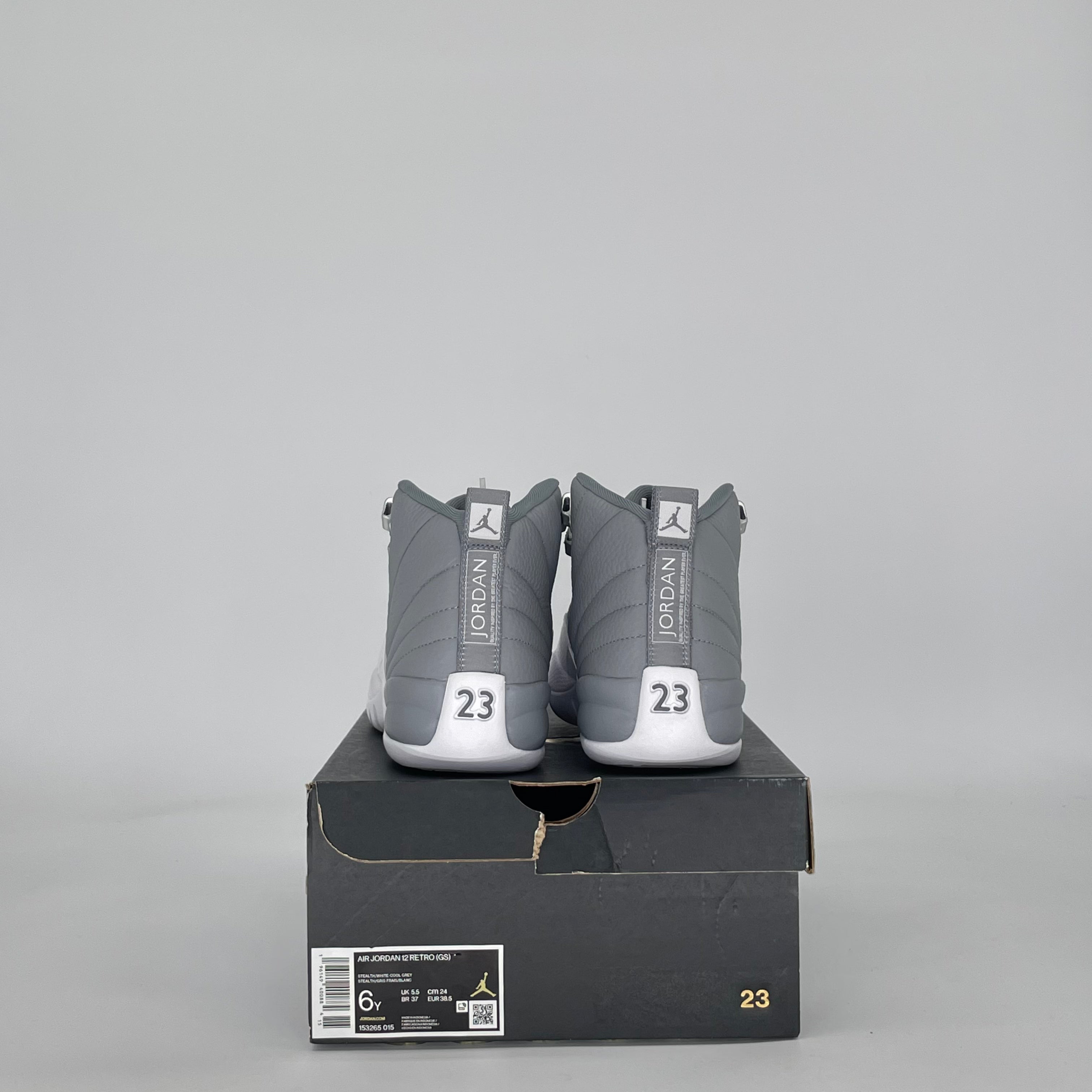 AIR JORDAN 12 STEALTH 153265-015 SIZE 6/7.5W GS
