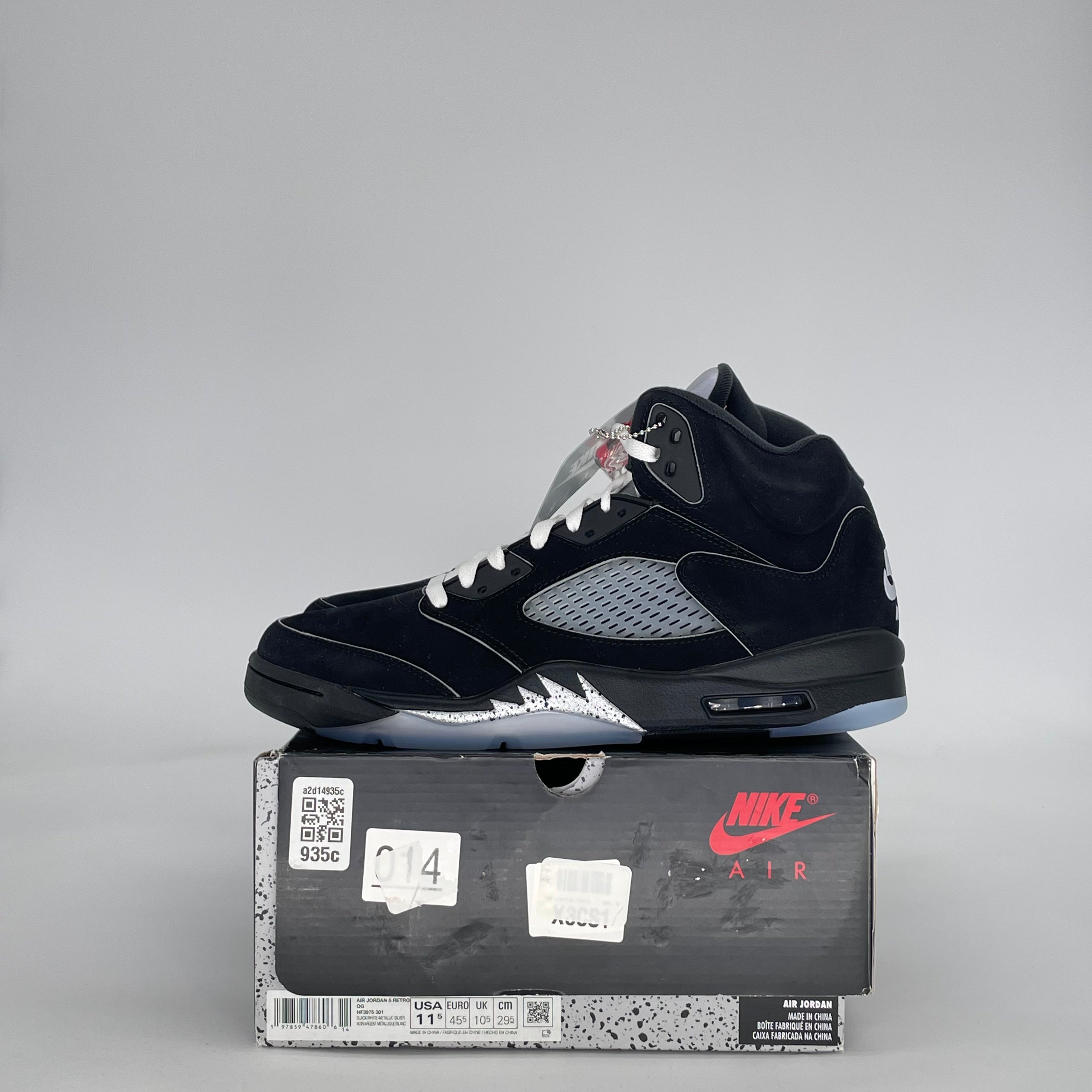 AIR JORDAN 5 BLACK METALLIC REIMAGINED HF3975-001 SIZE 11.5/13W