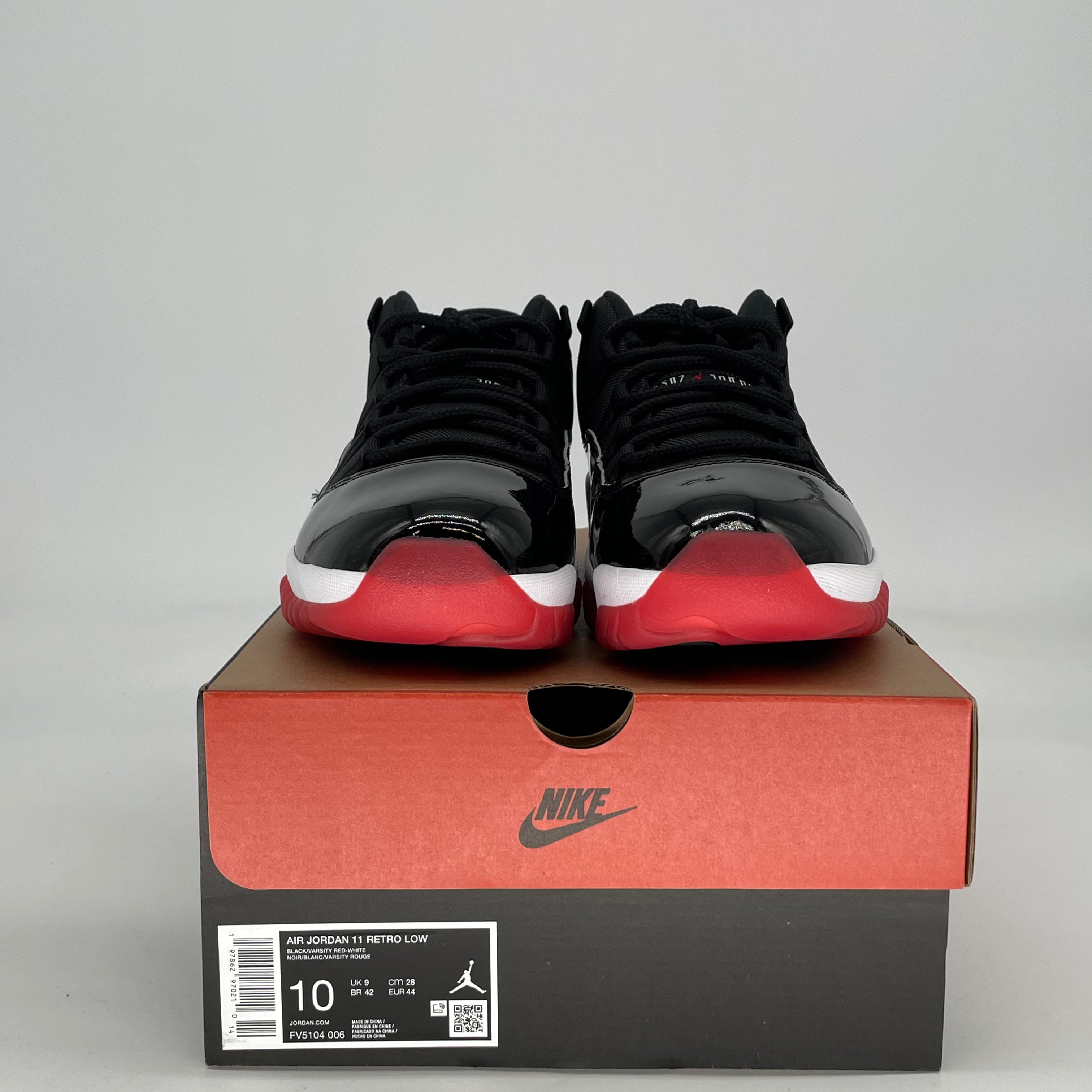 AIR JORDAN 11 LOW BRED FV5104-006 SIZE 10/11.5W