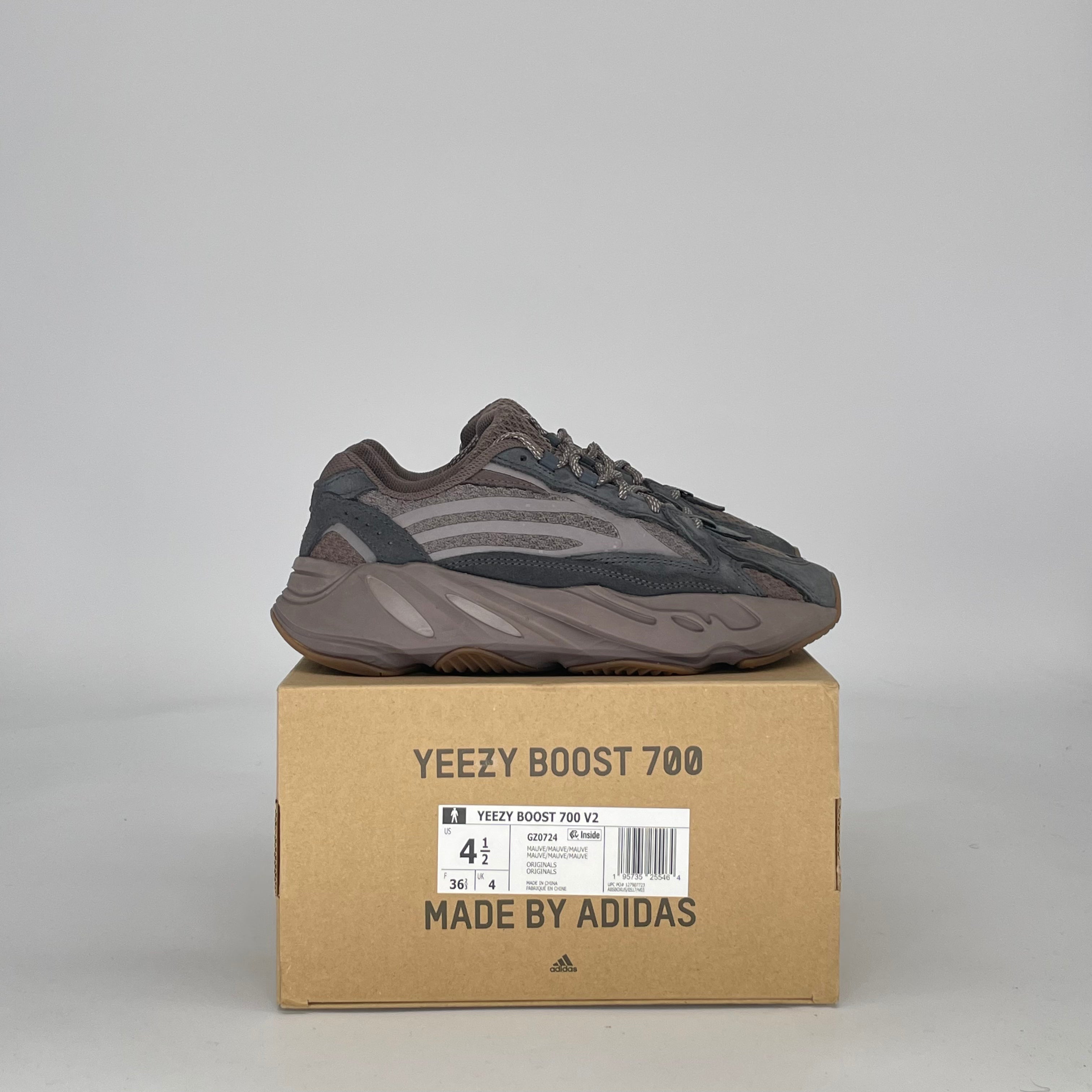 ADIDAS YEEZY BOOST 700 V2 MAUVE GZ0724 SIZE 4.5/6W GS