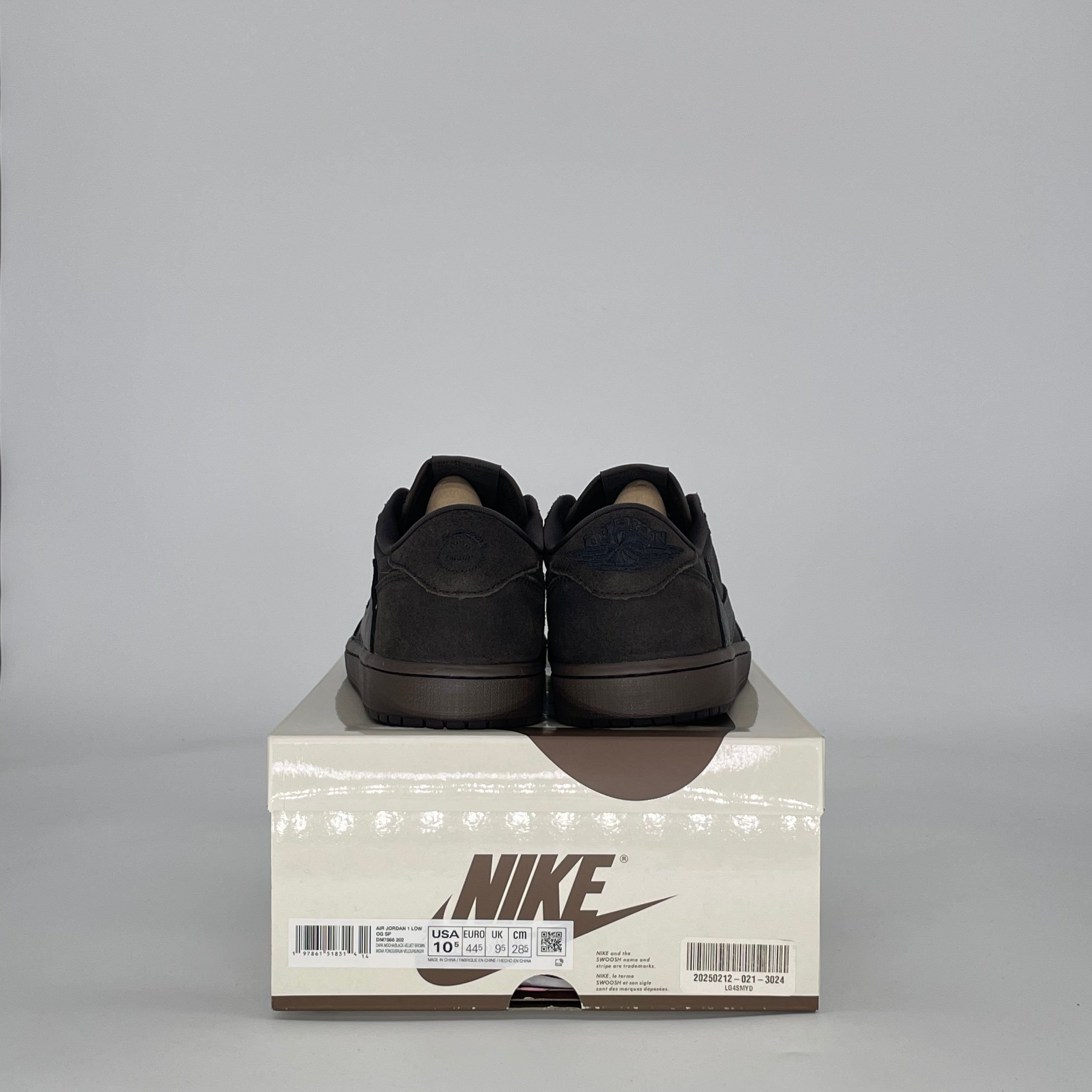 AIR JORDAN 1 LOW TRAVIS SCOTT VELVET BROWN DM7866-202 SIZE 10.5/12W