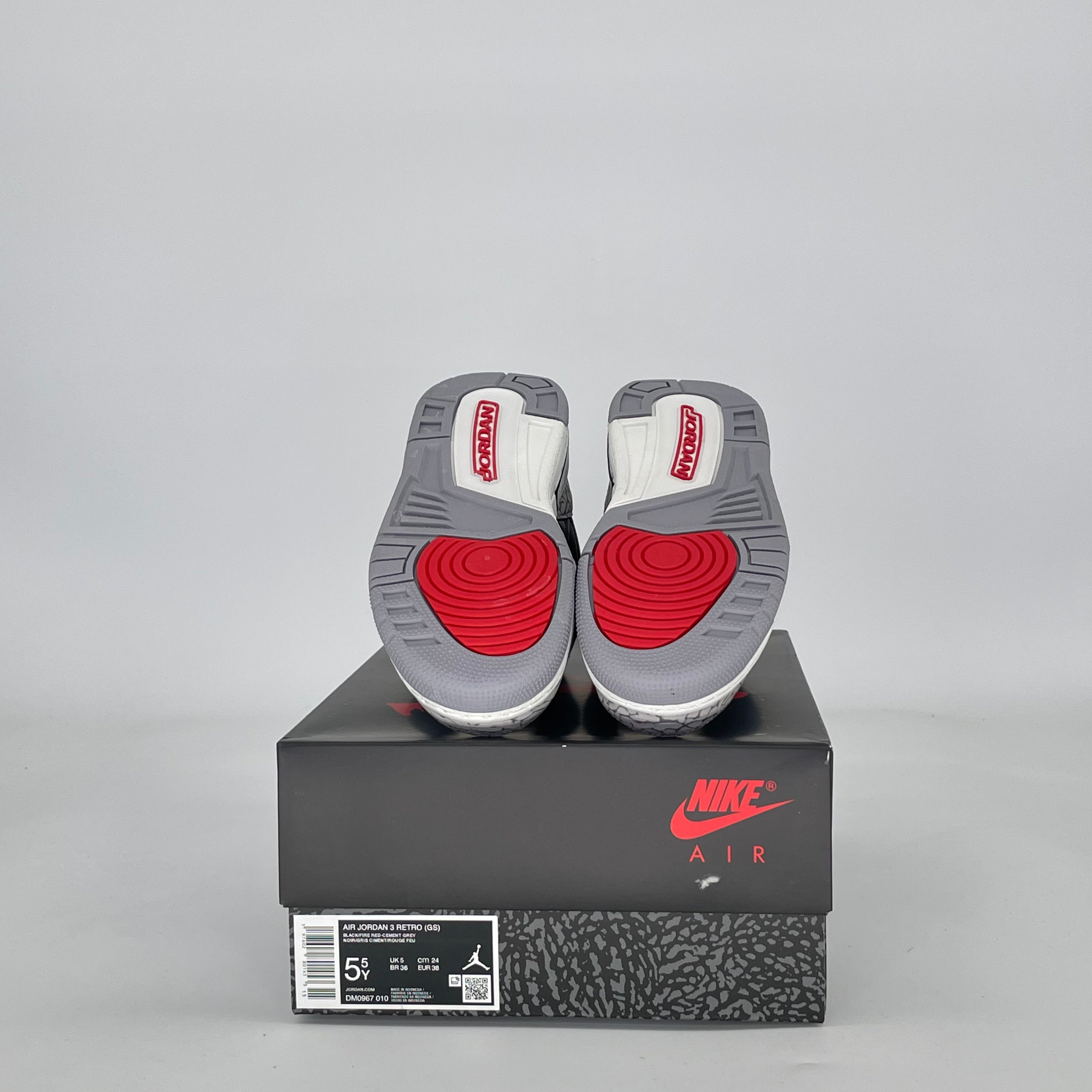 AIR JORDAN 3 BLACK CEMENT (2024) DM0967-010 SIZE 5.5/7W GS
