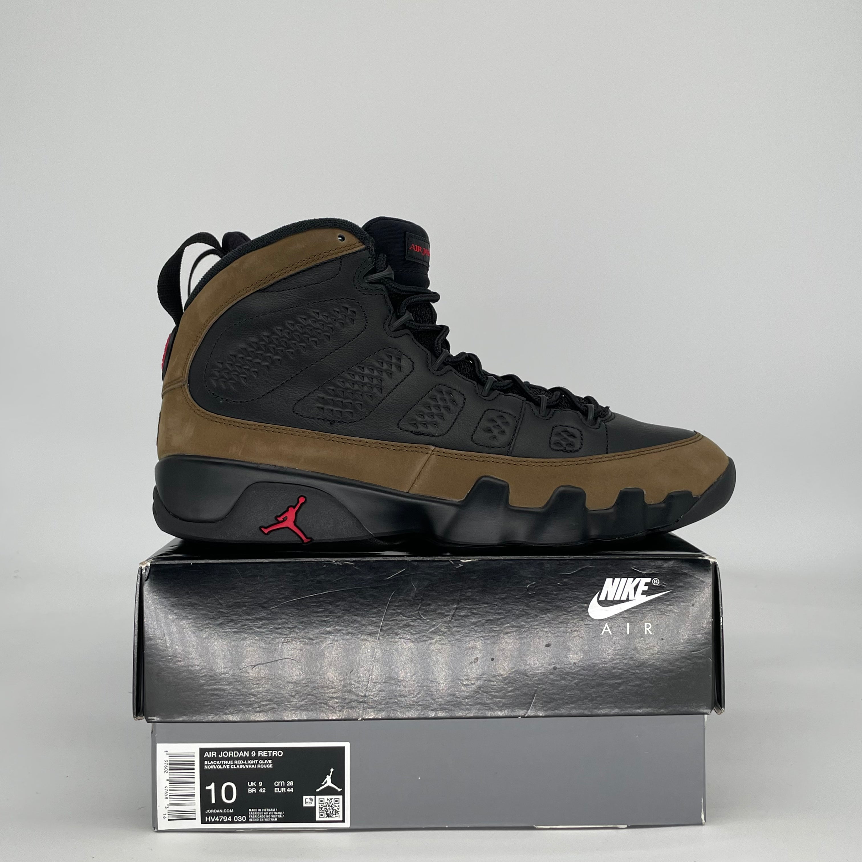 AIR JORDAN 9 OLIVE HV4794-030 SIZE 10/11.5W