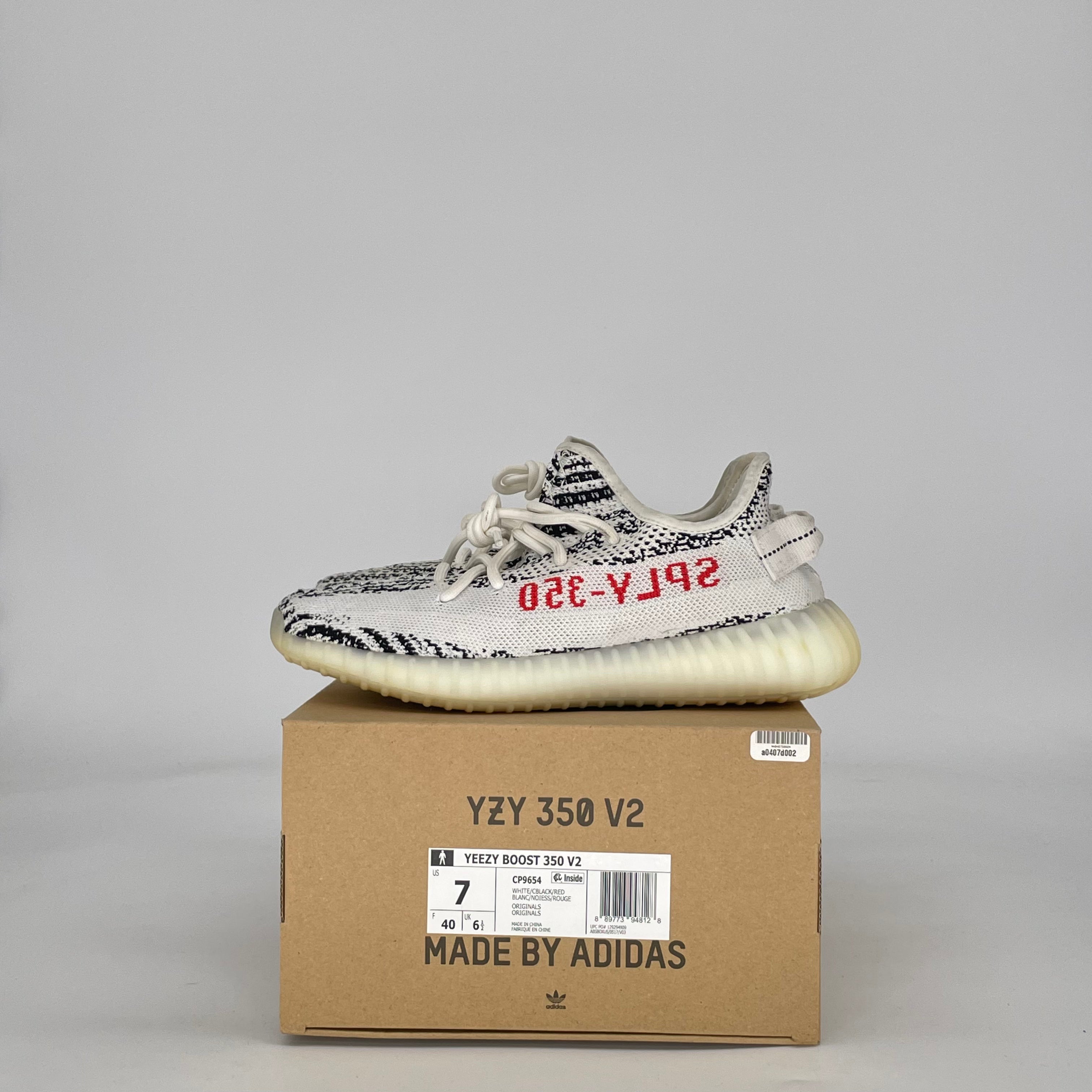 ADIDAS YEEZY BOOST 350 V2 ZEBRA CP9654 SIZE 7/8.5W GS