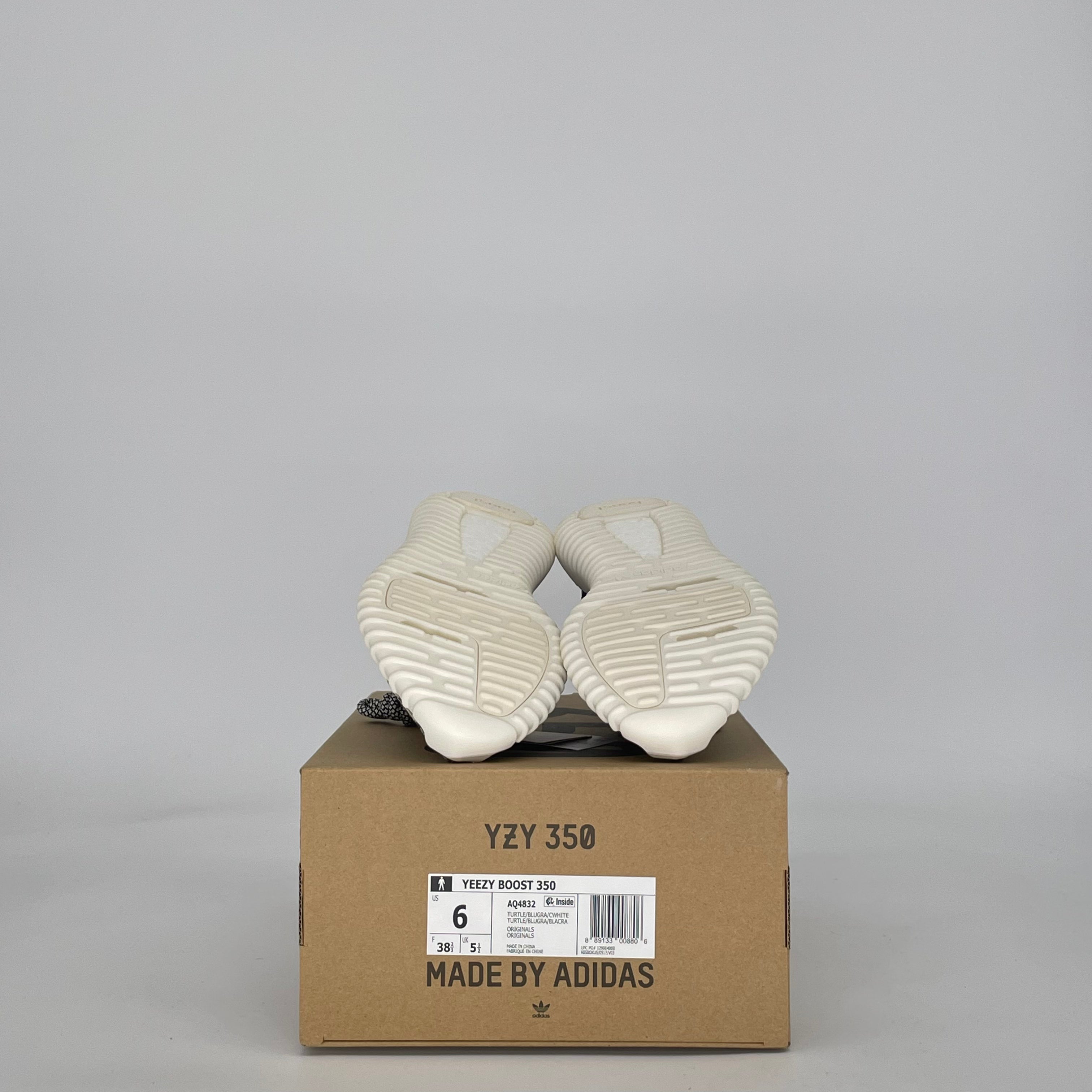 ADIDAS YEEZY BOOST 350 TURTLEDOVE (2022) AQ4832 SIZE 6/7.5W GS