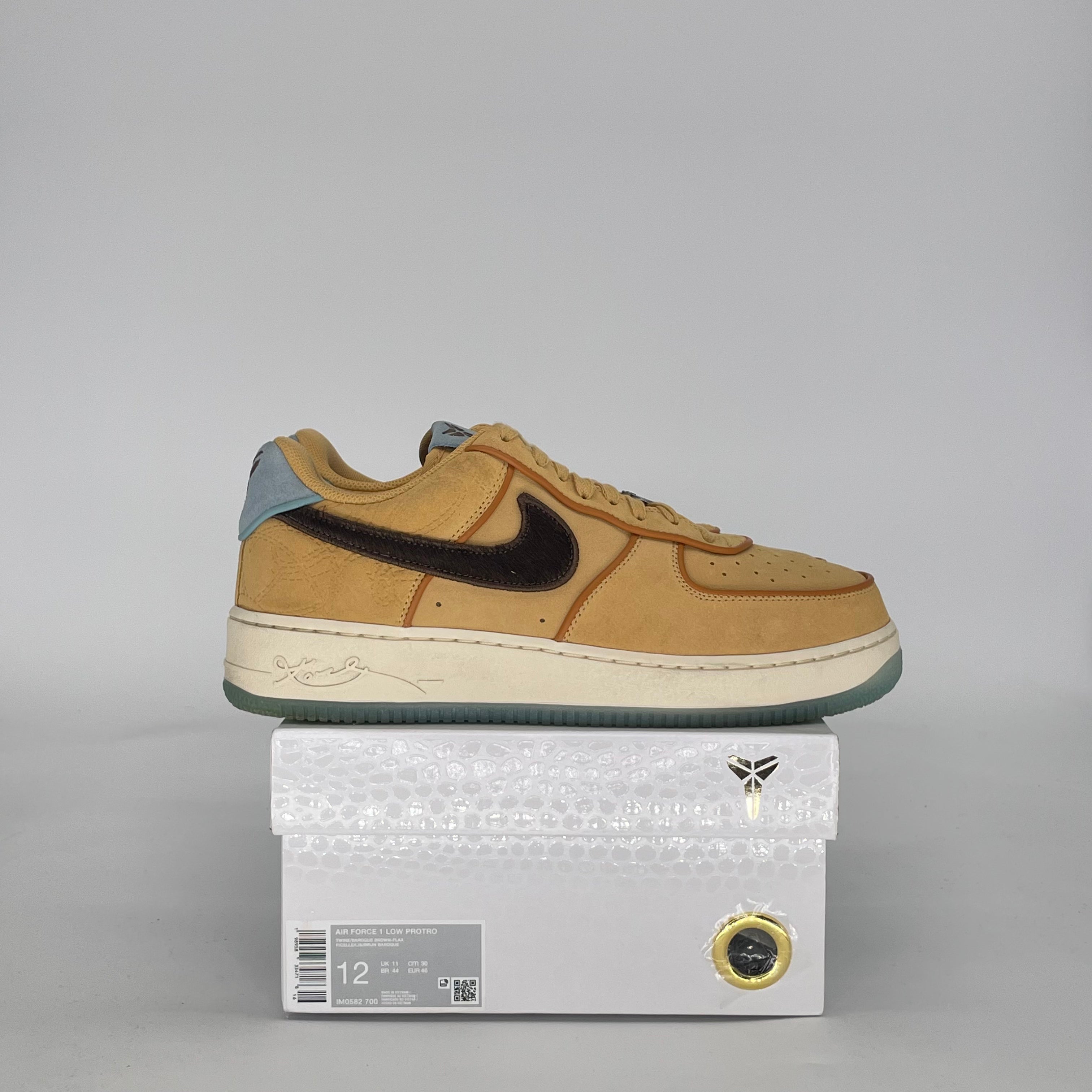 NIKE AIR FORCE 1 LOW PROTRO KOBE BRYANT SIEMPRE HERMANOS IM0582-700 SIZE 12/13.5W