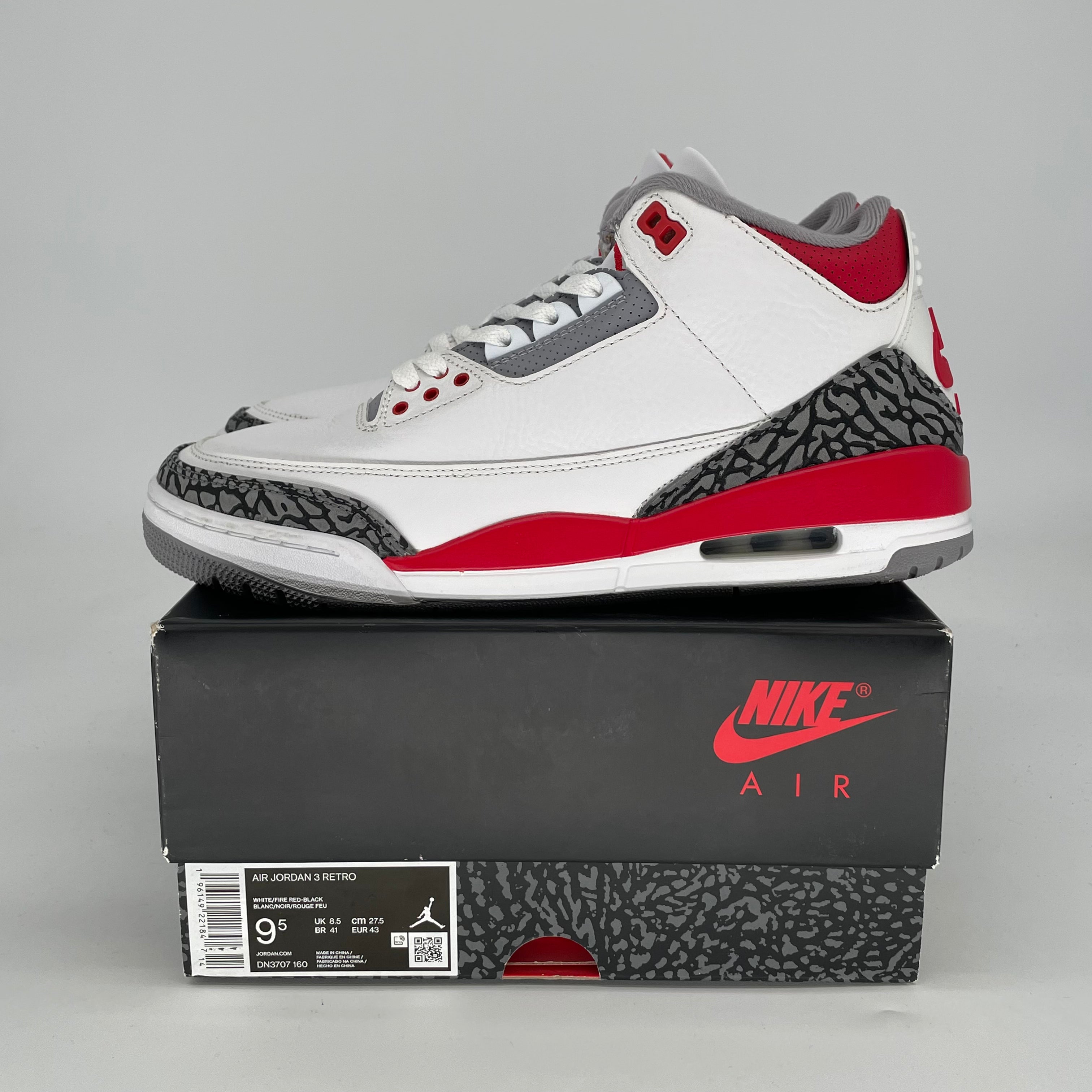 AIR JORDAN 3 FIRE RED DN3707-160 SIZE 9.5/11W